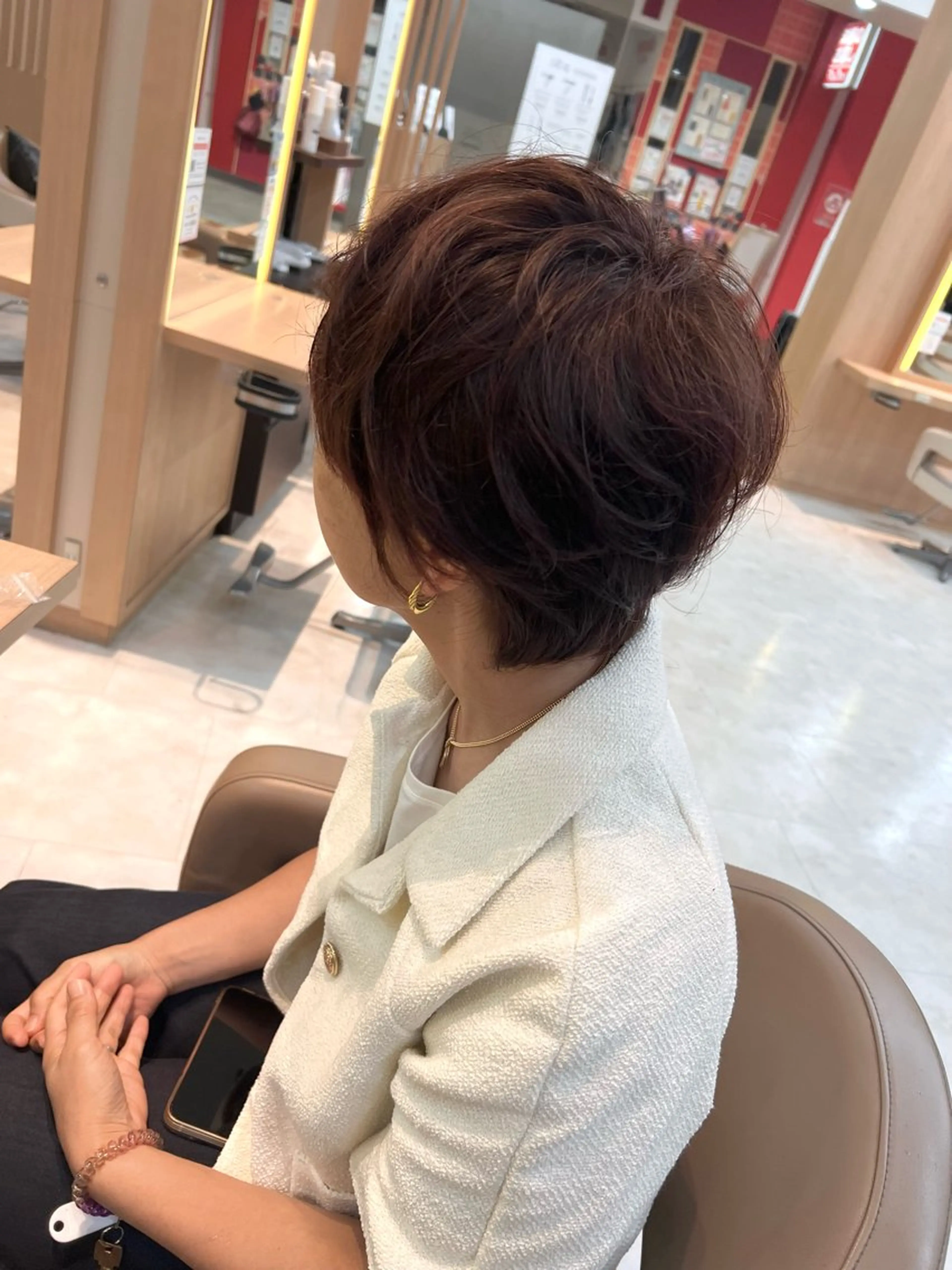 ショート ショートボブ ボブ くせ毛 ショートヘア UNIX モモハのヘアスタイル
