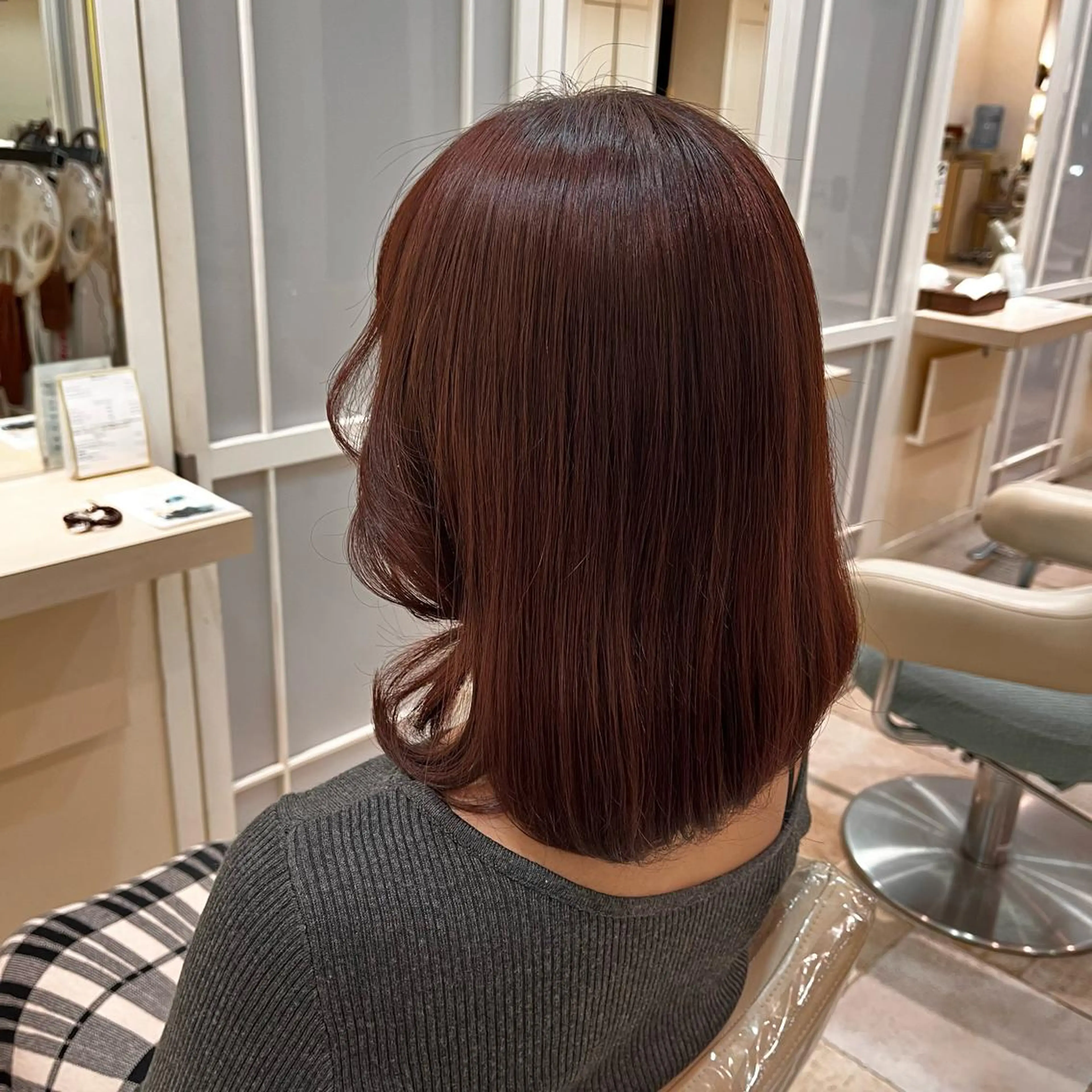 ミディアム ハイトーン/ピンク 🎀山岸 沙弥香のヘアスタイル