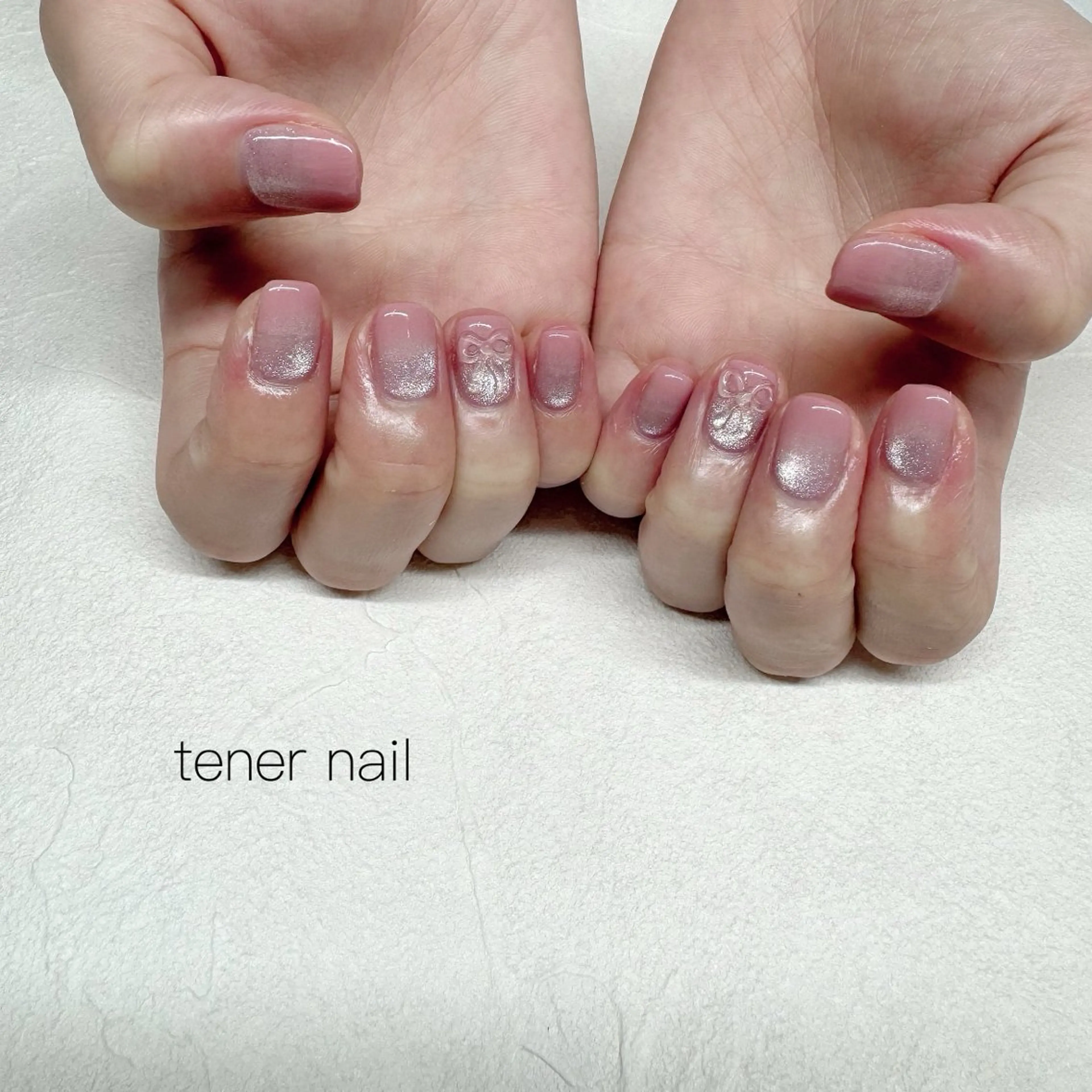 ネイル グラデーション マグネットネイル ハンドネイル tener  nail  テネルネイル所属・テネルネイル tener nailのネイルデザイン