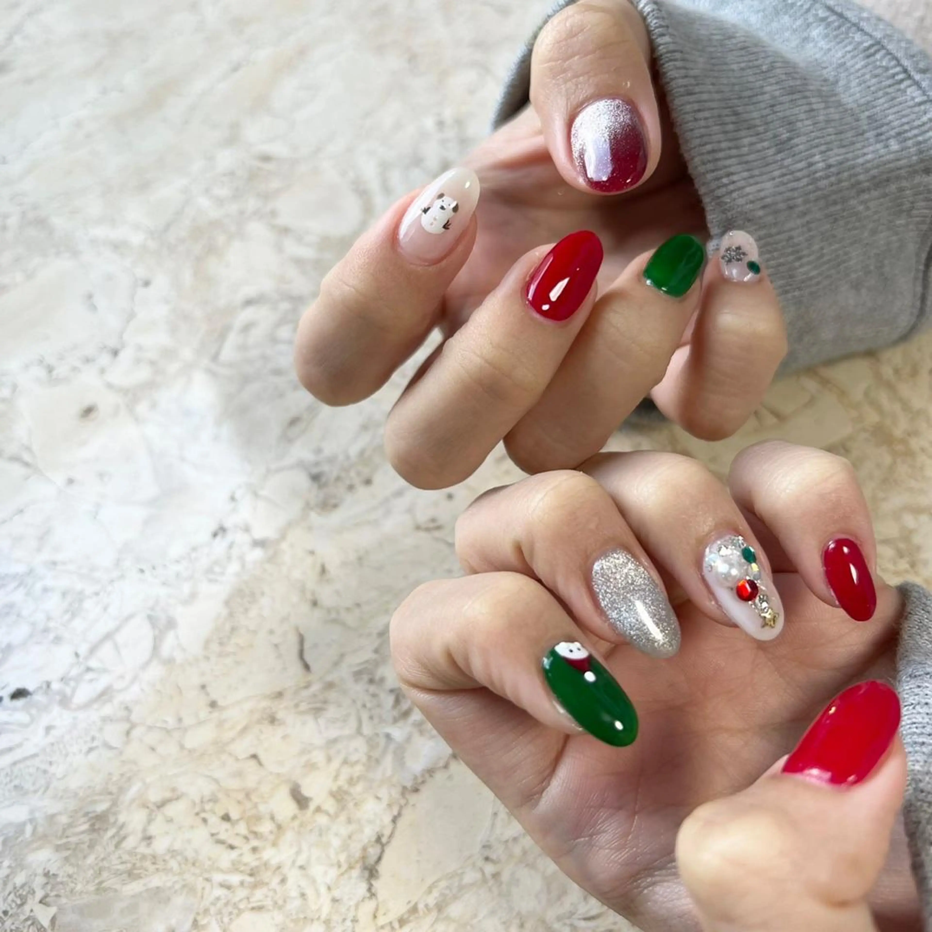 ネイル アニマル柄 アートネイル フレンチネイル ジェルネイル 韓国ネイル ハンドネイル フットネイル nail salon mieux(ミュー)のネイルデザイン