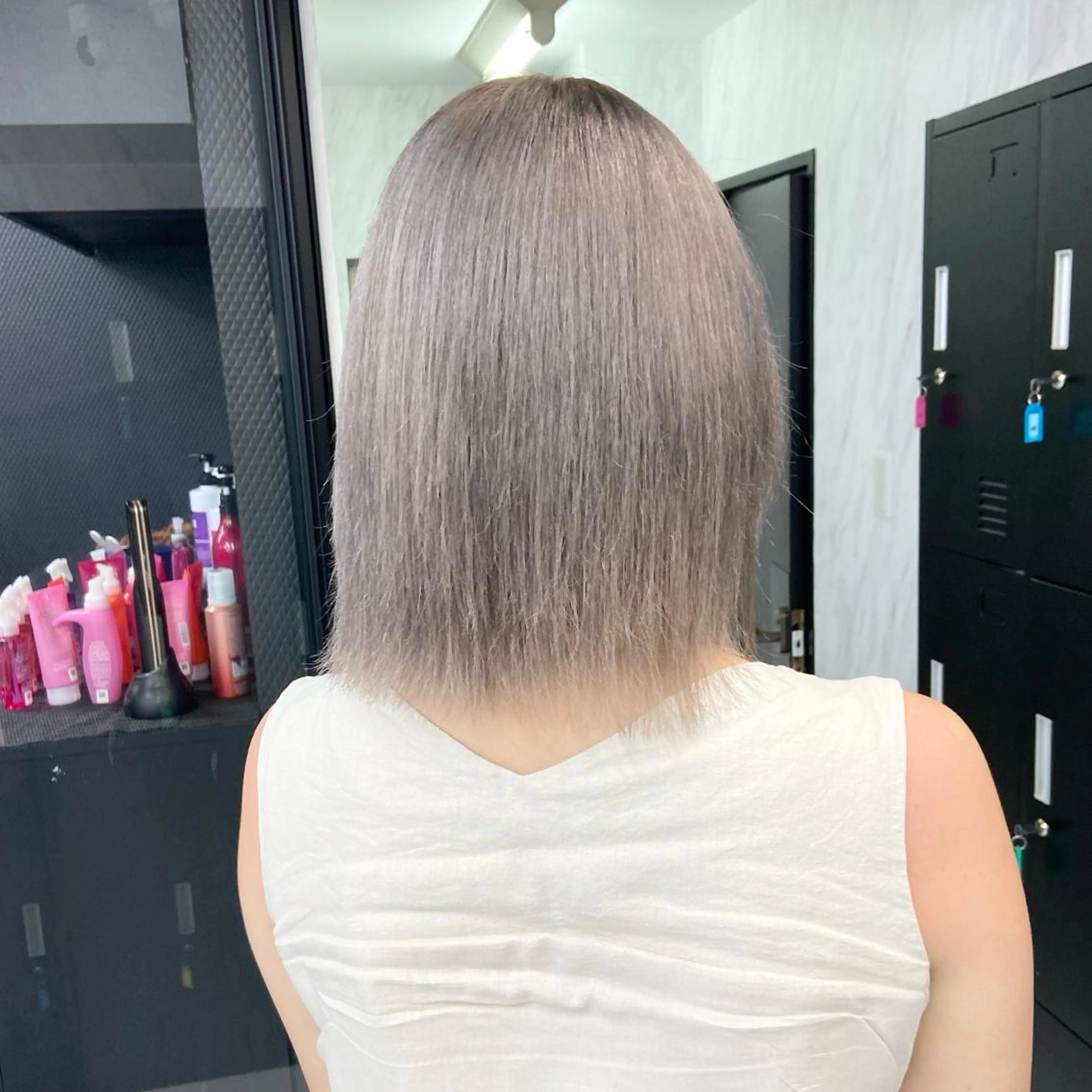 ミディアム カラー ハイトーンカラー ヘアカラー トリートメント ミルボンAujua認定サロン Ria  OSAKA 梅田所属・メンズ、エクステ特化 Ryuのヘアスタイル