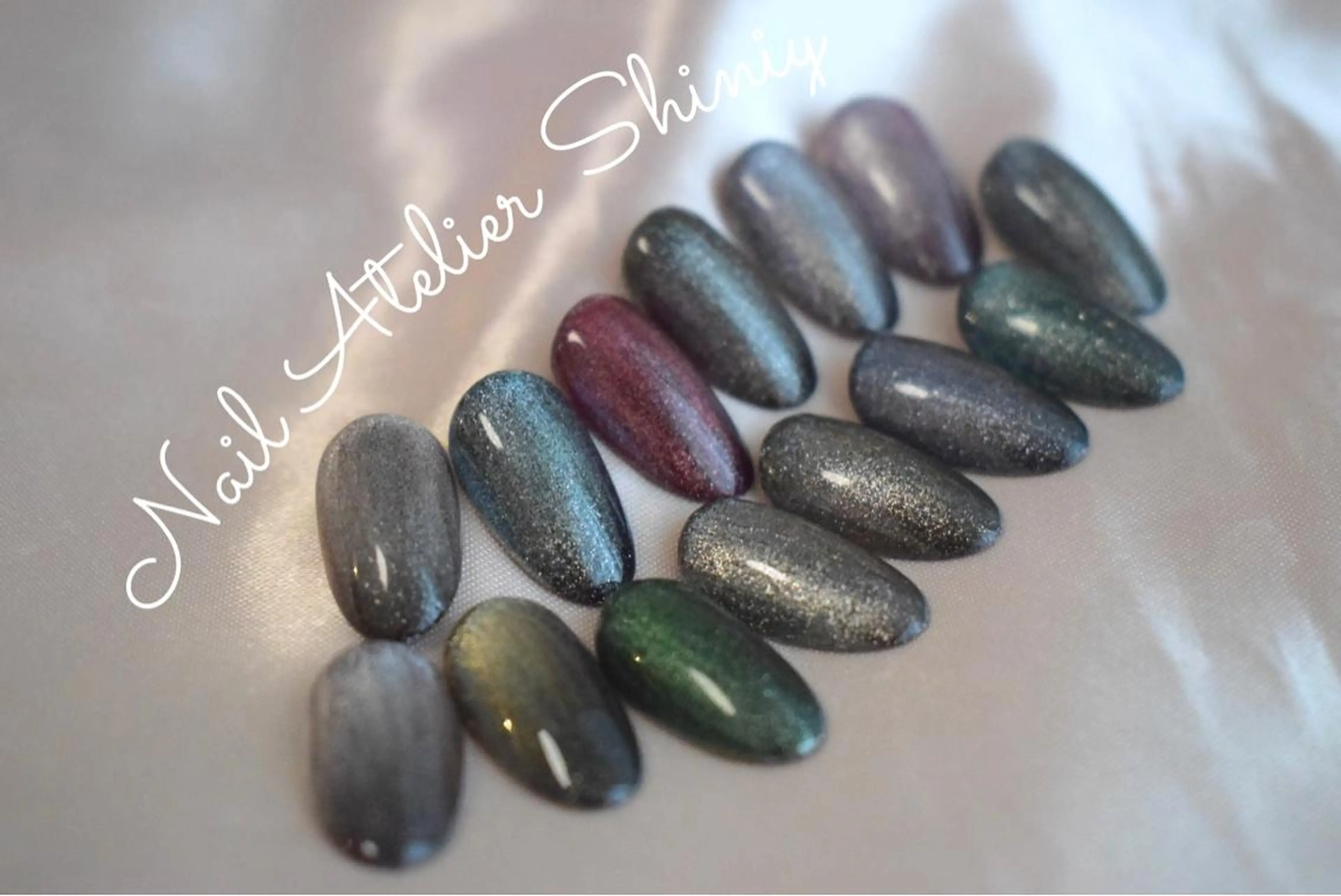 ネイル マグネットネイル フットネイル ネイル&脱毛サロン ユイカのネイルデザイン