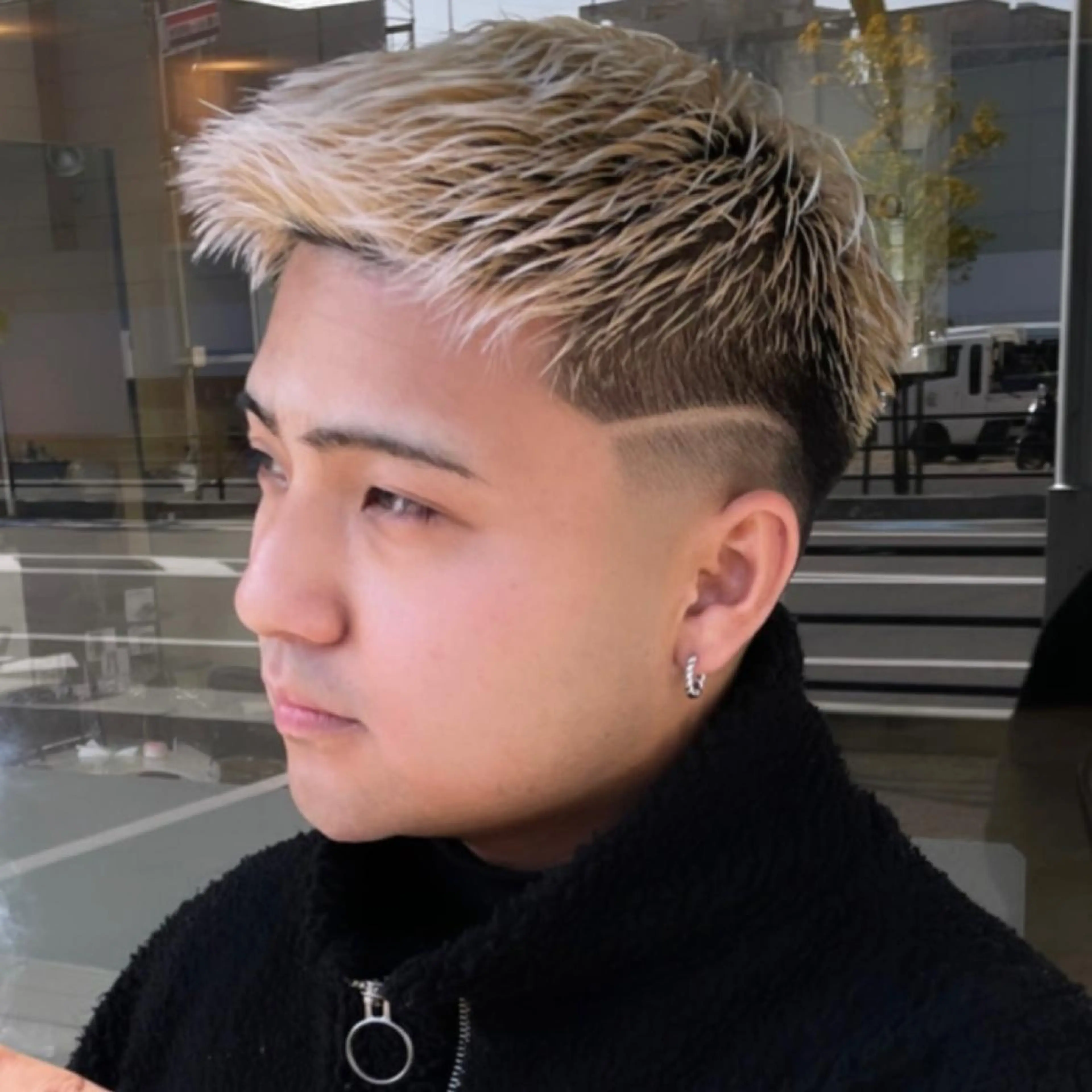 ショート メンズ スパイキーショート アメ村【戸兵吏駒】のヘアスタイル