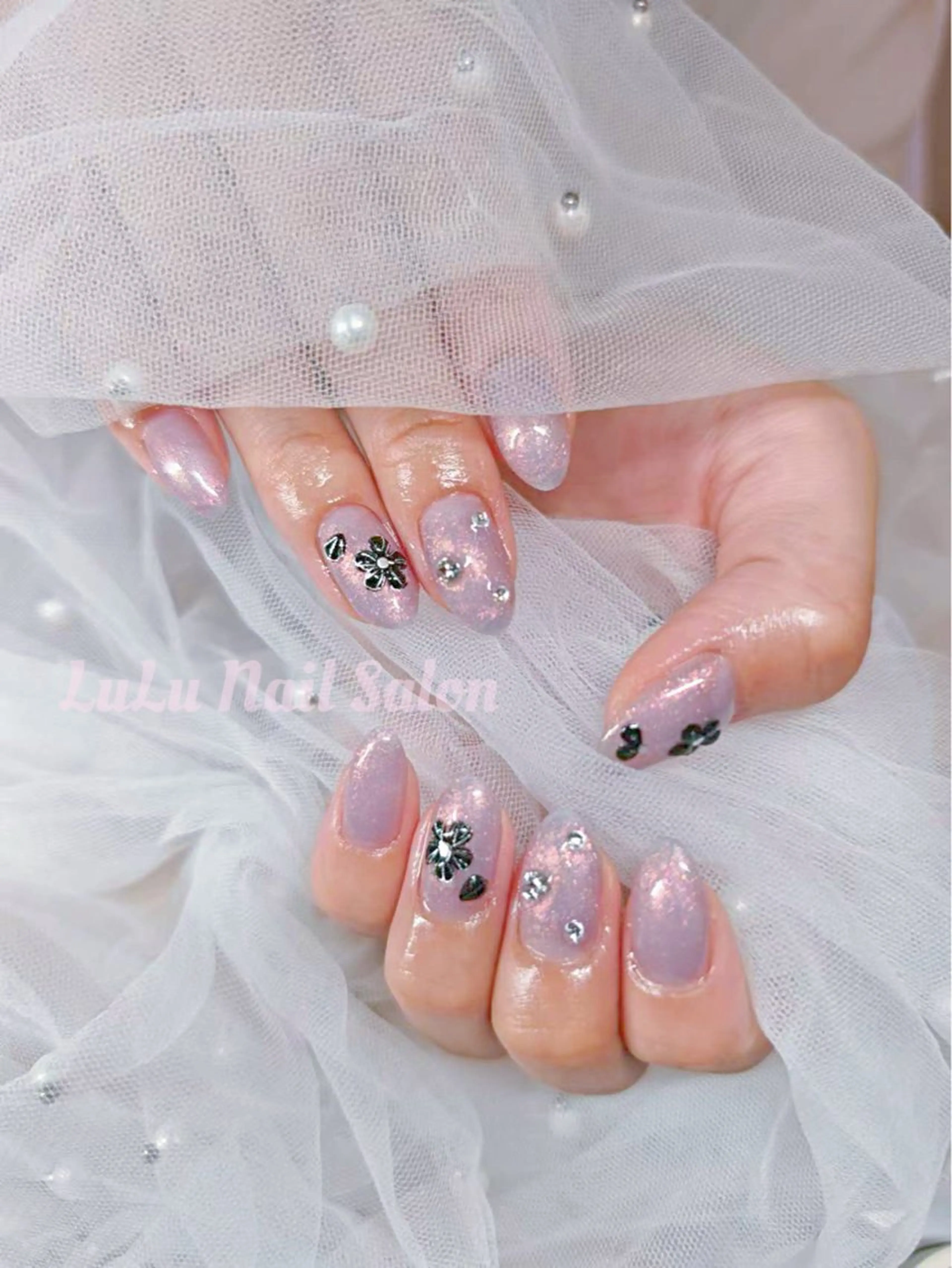 ネイル ハンドネイル LULU Nail Salon 新宿所属・LU LU NailSalonのネイルデザイン