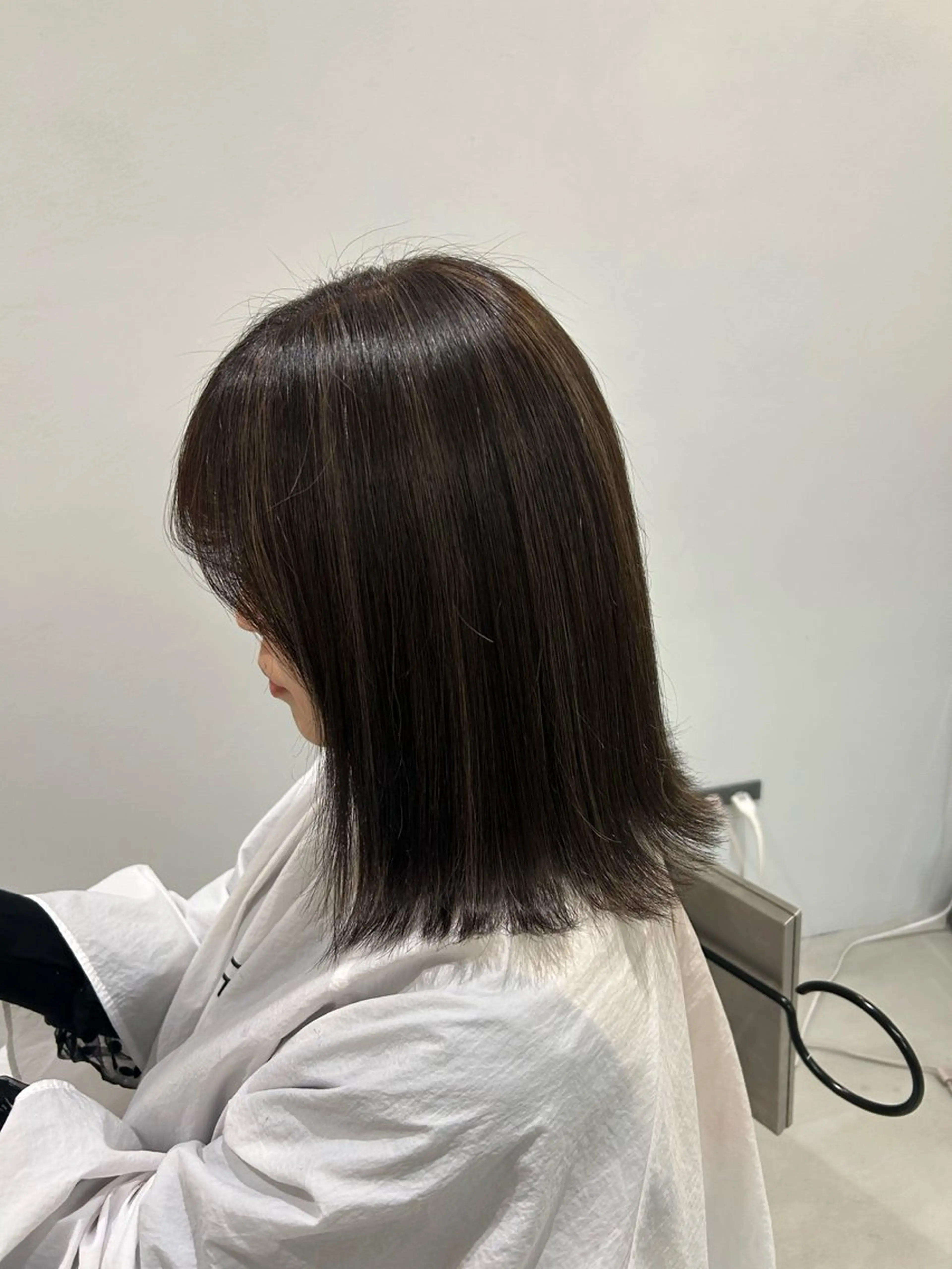 ミディアム カラー ハイトーン/艶髪/ 暗髪/韓国/sanaのヘアスタイル