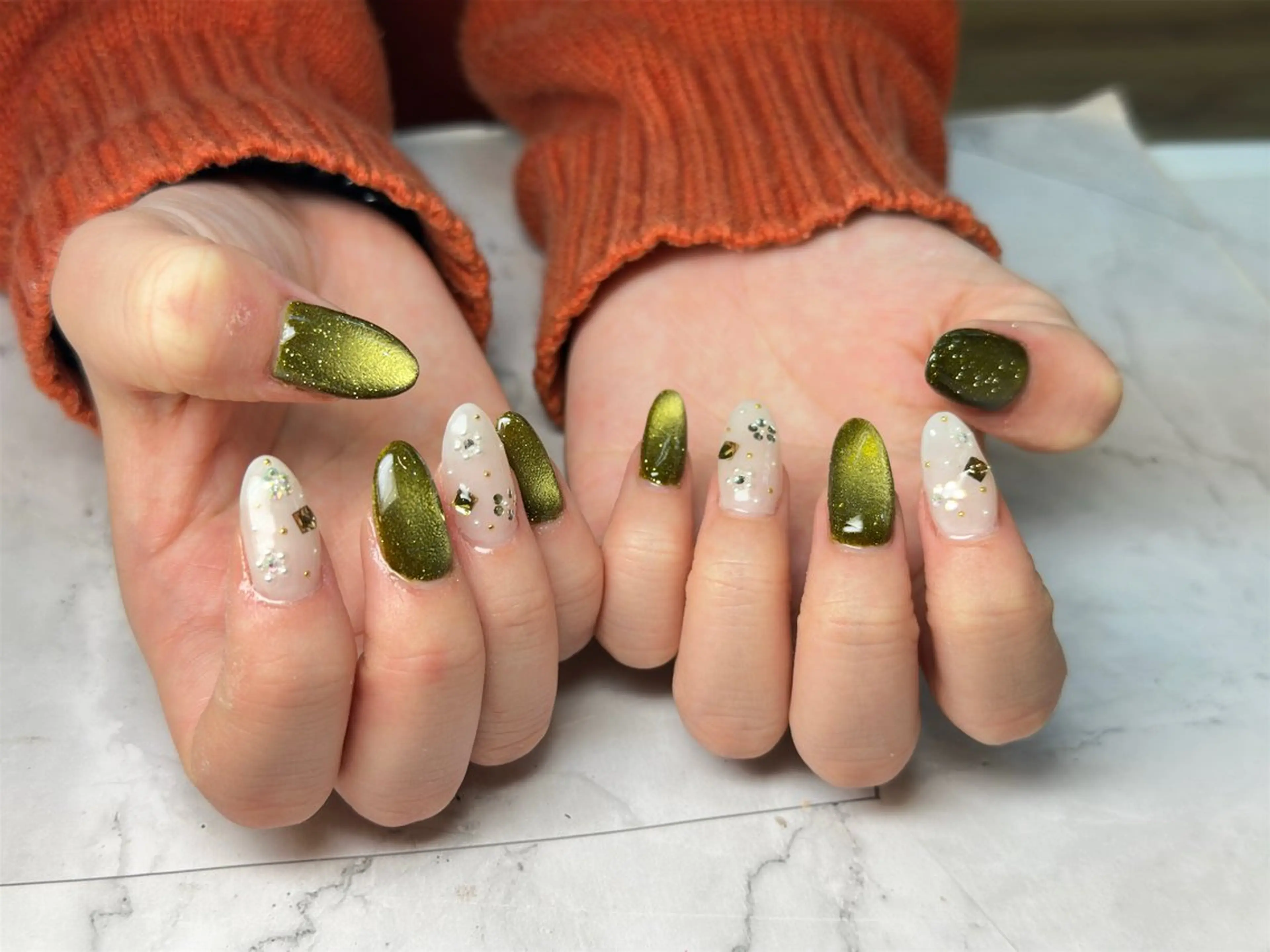 ネイル ハンドネイル Queennail 北堀江AYAのネイルデザイン