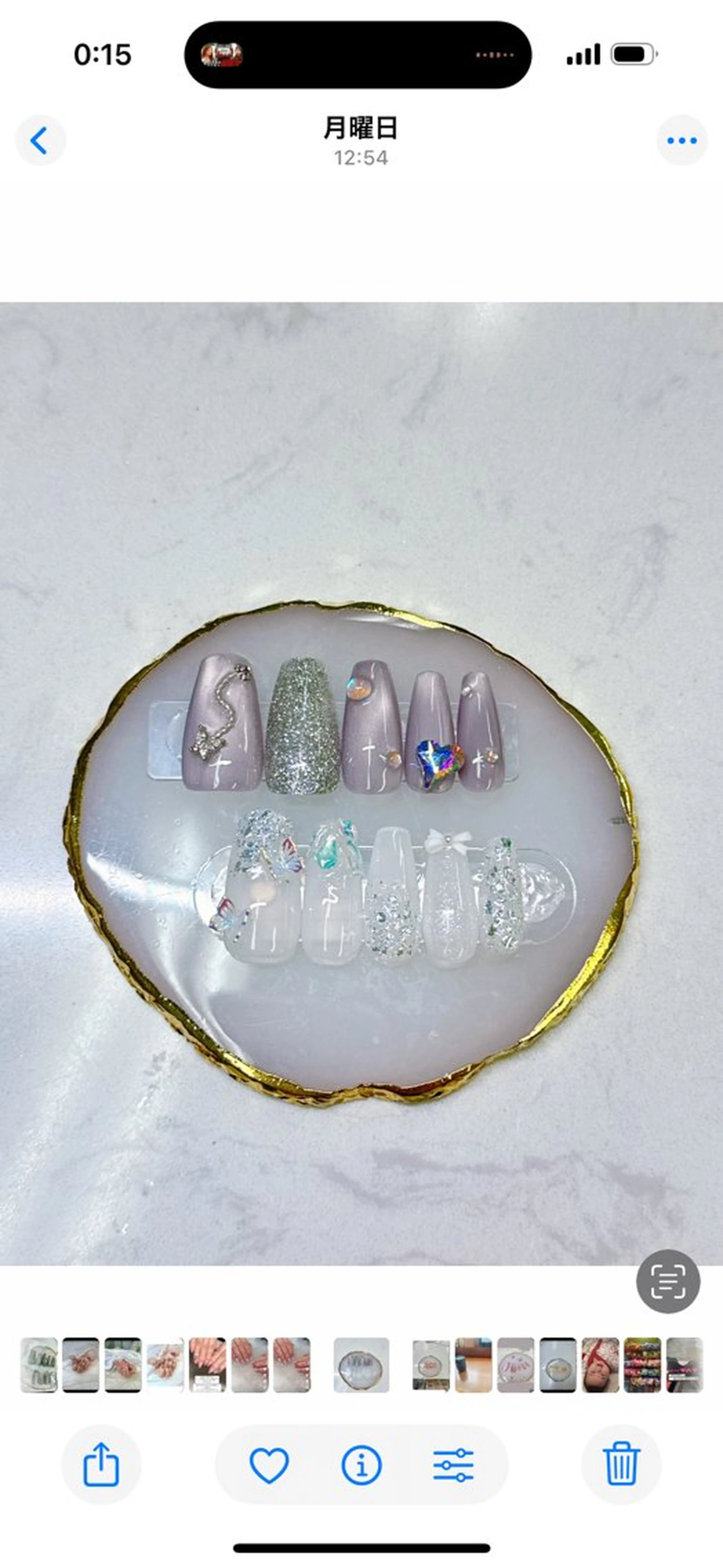 ネイル ボルドー チークネイル ドット 長さ出し フレンチネイル ハンドネイル クイーンズネイル銀座所属・Queeens nailのネイルデザイン