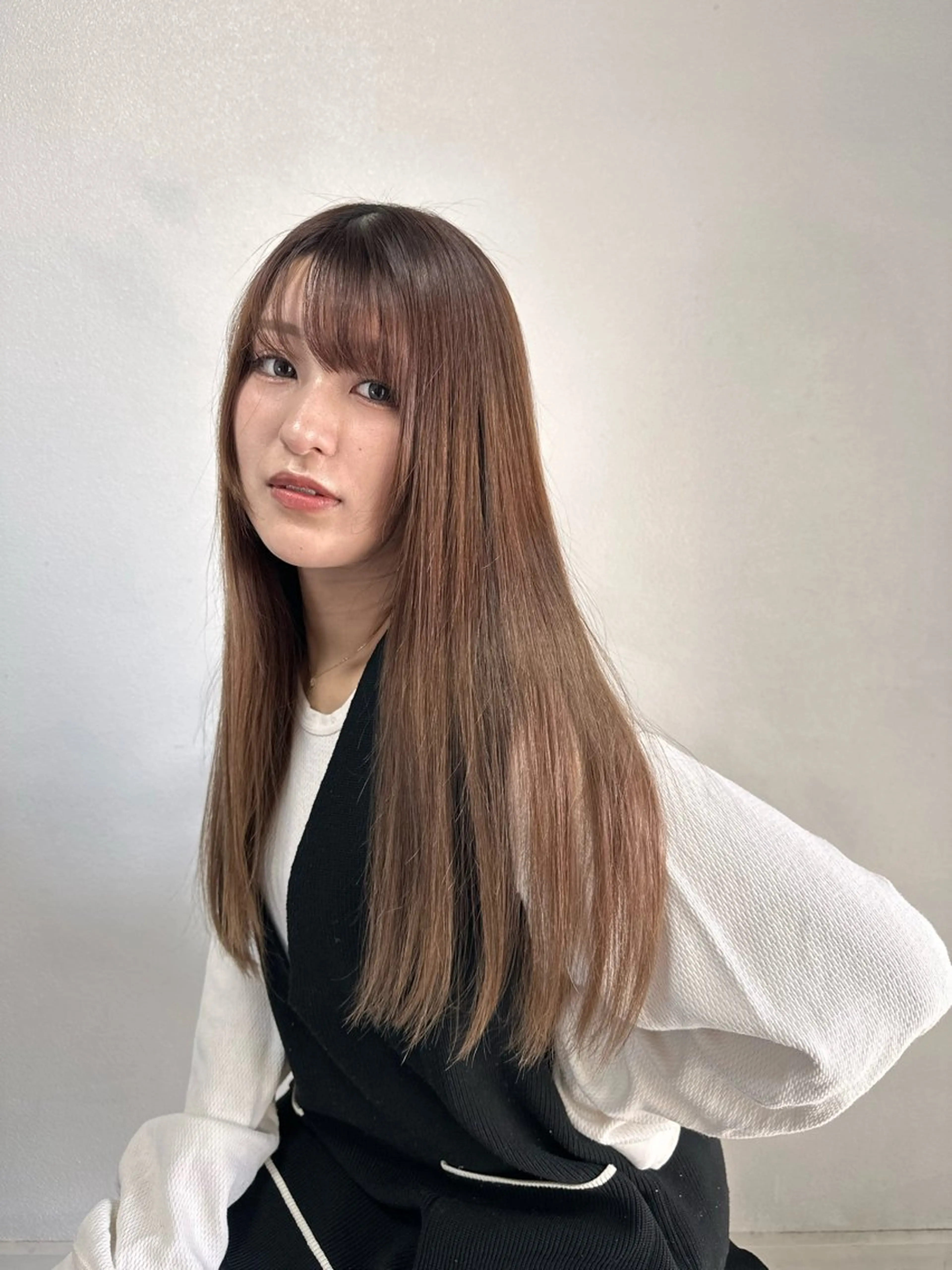 ロング カラー ベージュカラー ヘアカラー トリートメント クロスパーマ/うる艶 カラー/Kurumiのヘアスタイル