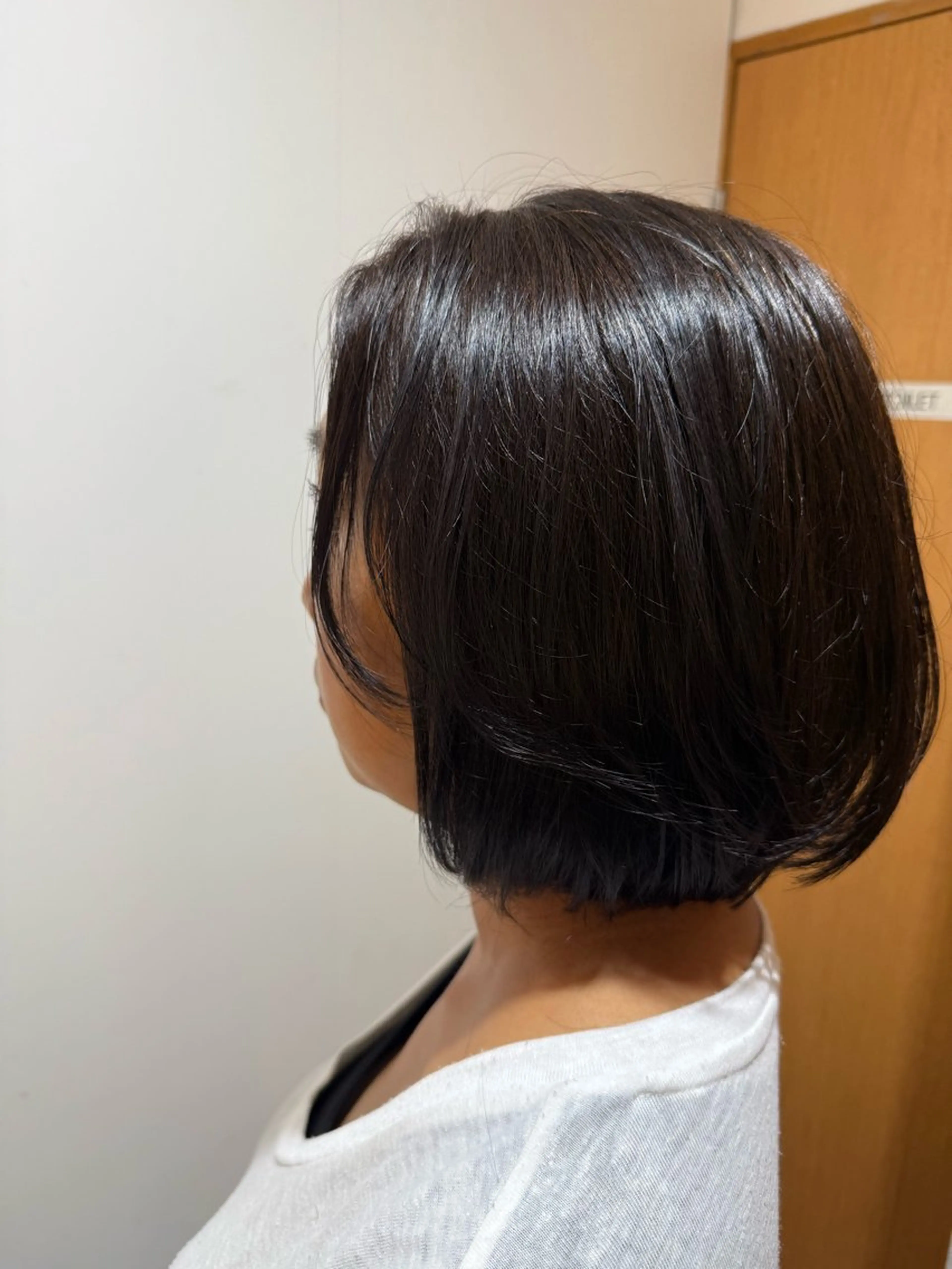 ミディアム カット 遠藤 歩夢のヘアスタイル