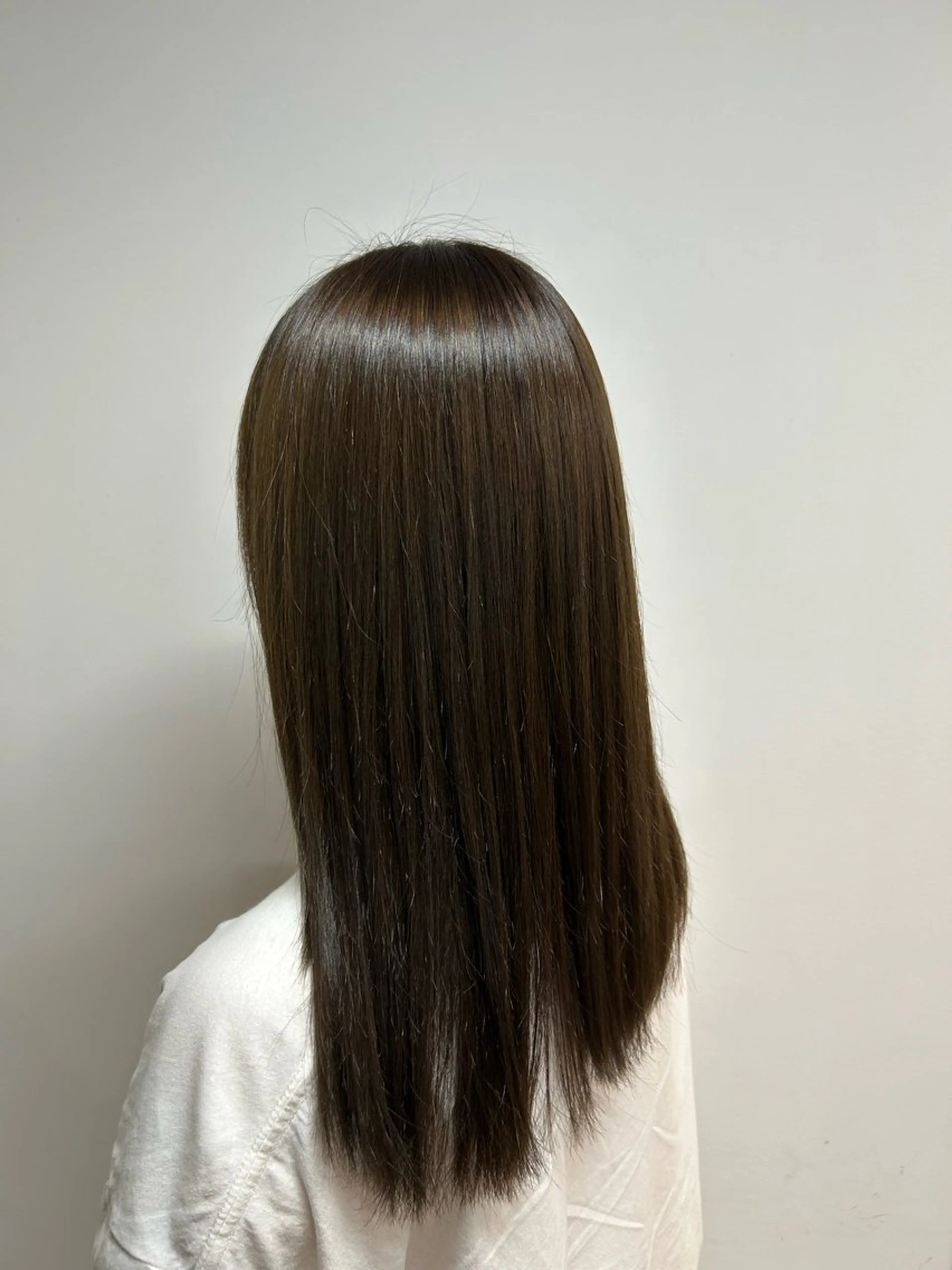 ロング カット ヘアカラー 相澤 拳のヘアスタイル