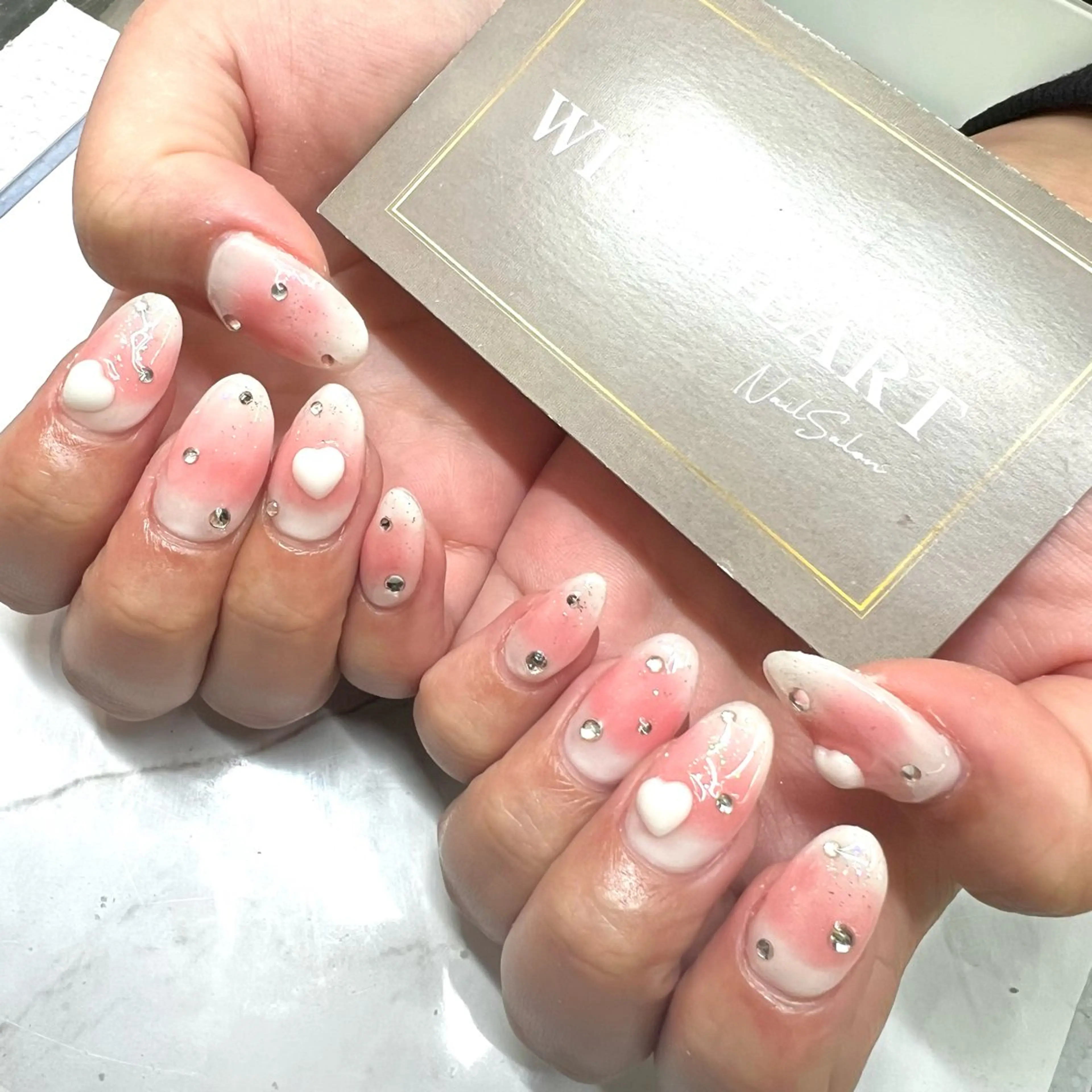 ネイル I. AYUMIのネイルデザイン