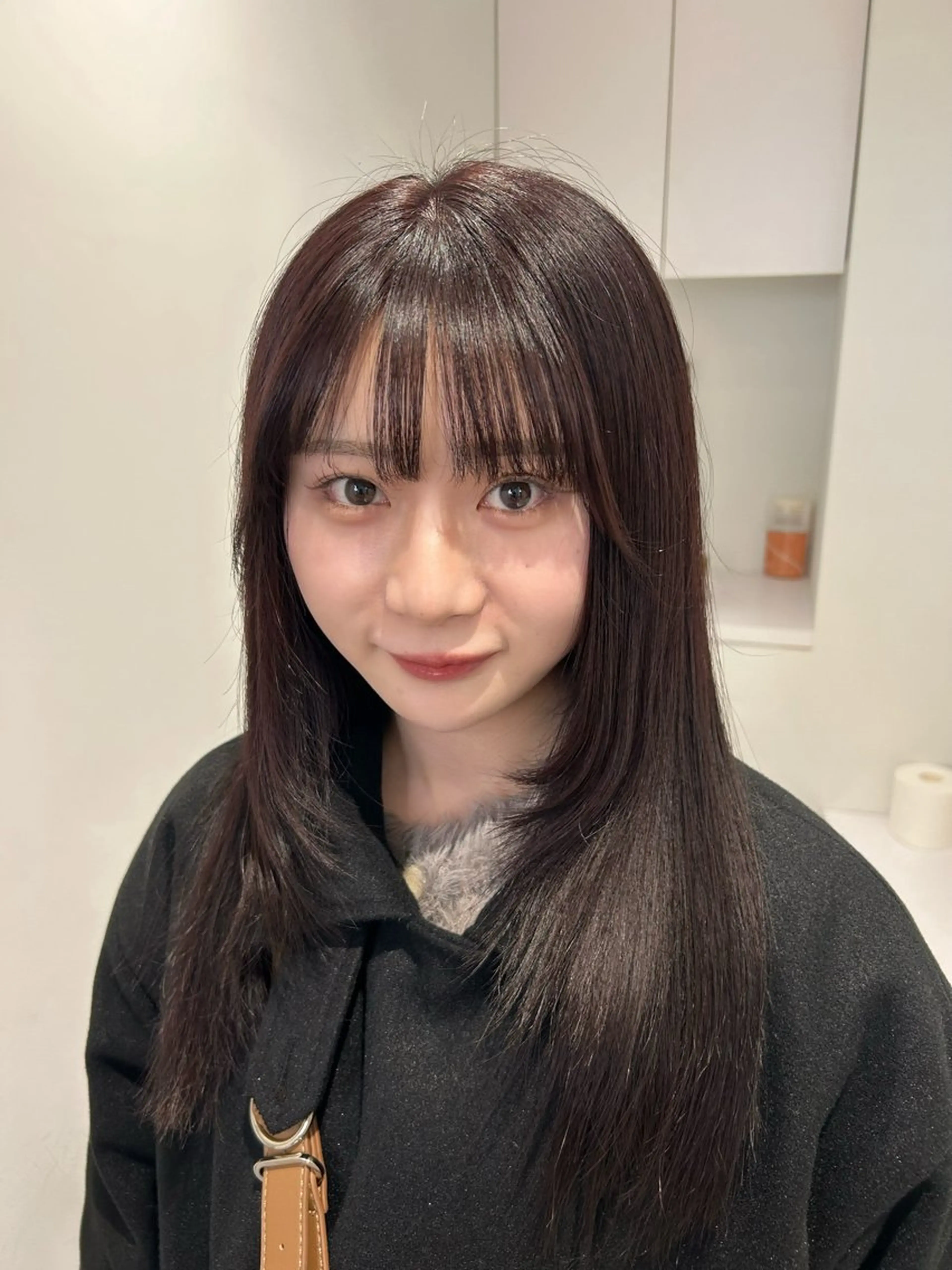 ロング ヘアカラー トリートメント 透け感カラー / ストレート/ハルカのヘアスタイル