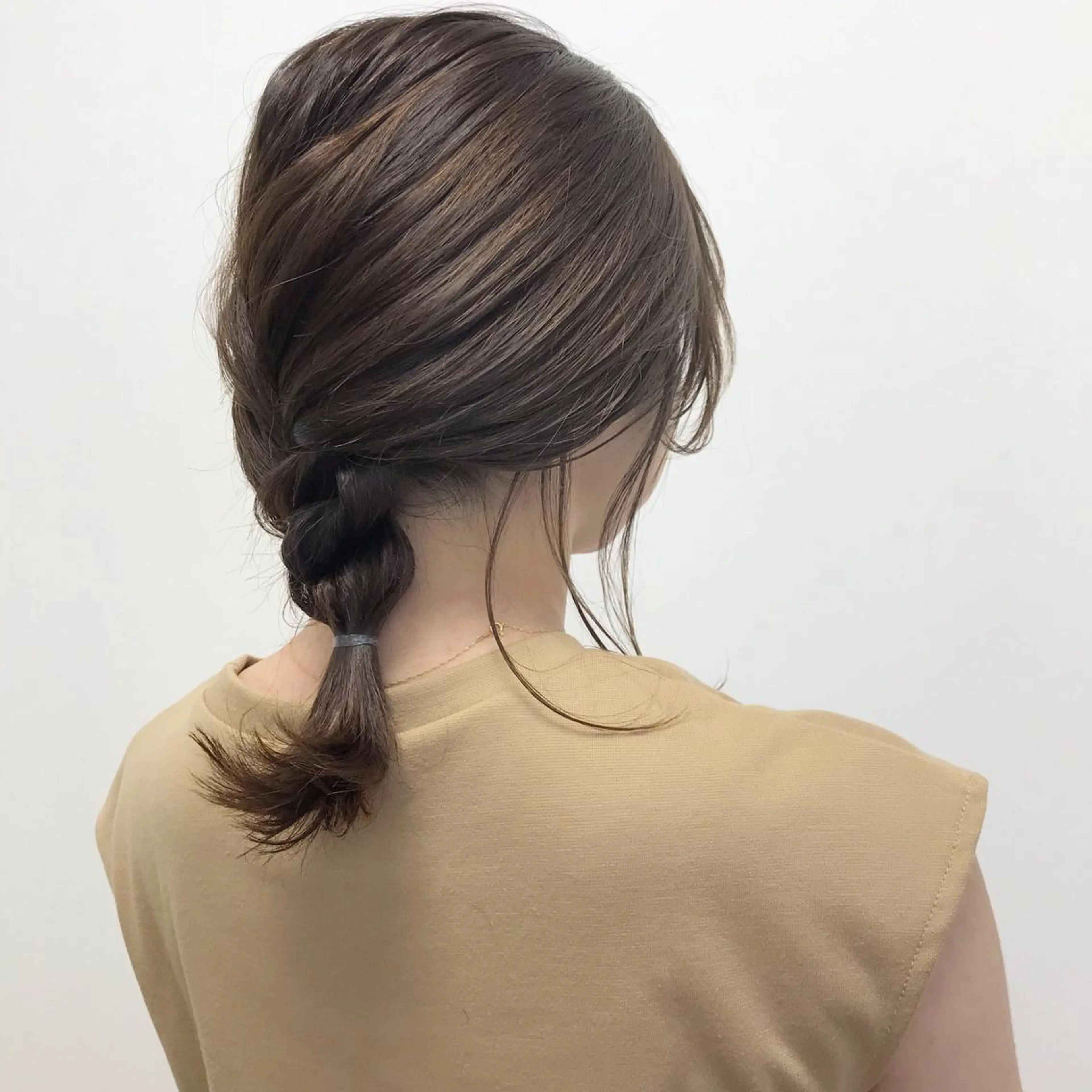 カラー ヘアアレンジ HARUNA🤍 色持ち良いツヤ髪のヘアスタイル