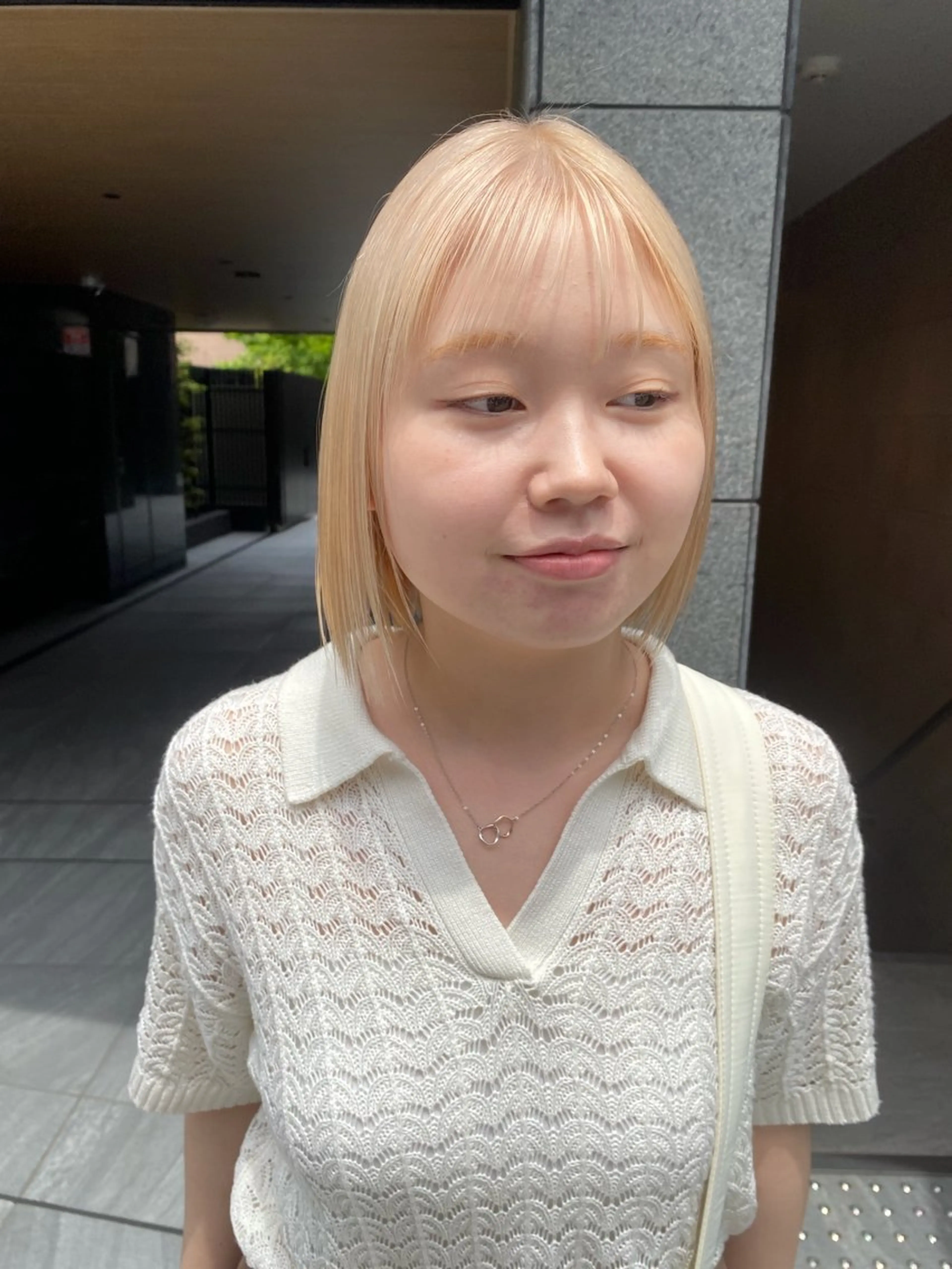 ショート カラー カット ヘアカラー 室谷 侑奈のヘアスタイル