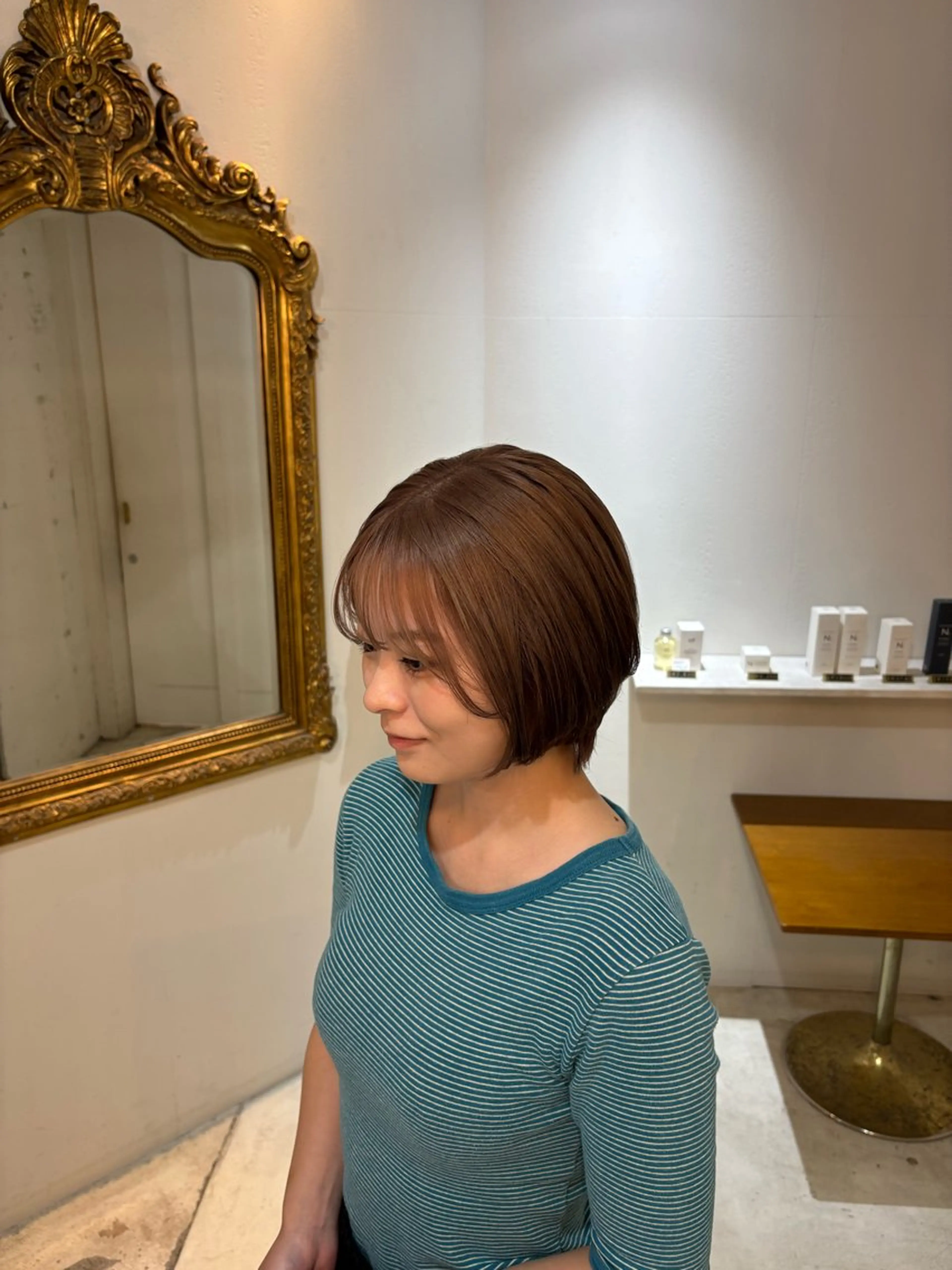 ショート ショートヘア ヘアカラー 🩶ハイトーン🖤 URARAのヘアスタイル