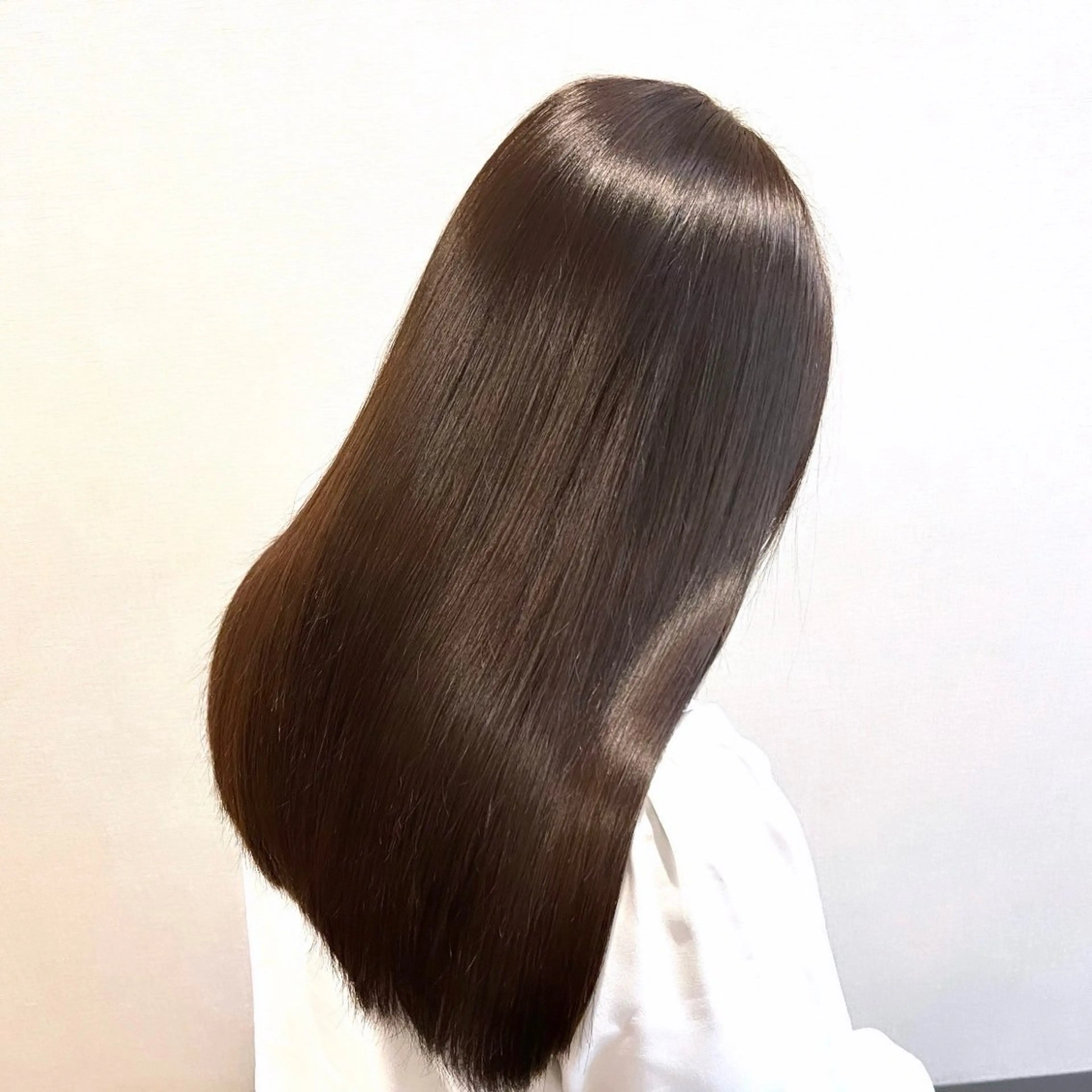 ロング 縮毛矯正 ハピネス所属・川本 真鈴のヘアスタイル