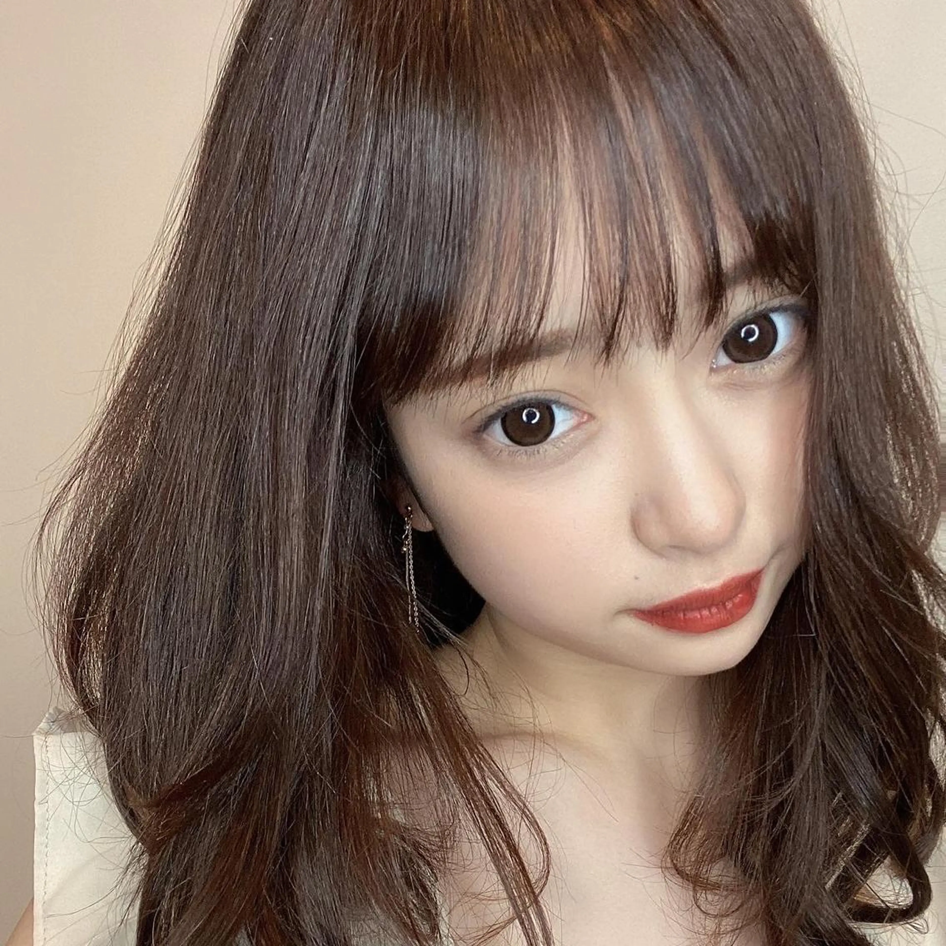 ミディアム カラー 黒髪 ブルーカラー ブルーブラック インナーカラー くせ毛 カット ヘアカラー トリートメント 韓国レイヤー×透明感 髪質改善　武田涼のヘアスタイル