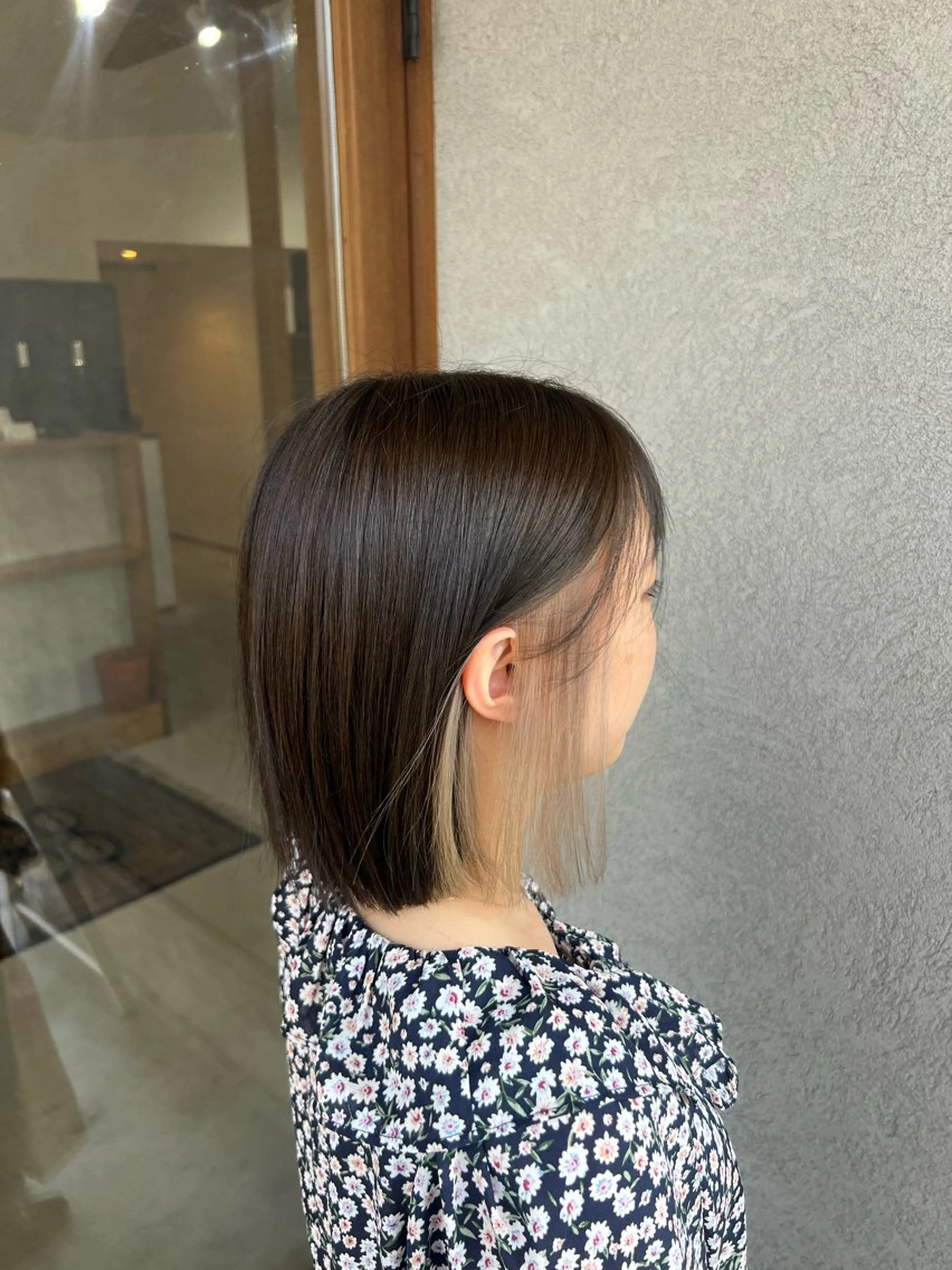 ミディアム カラー ベージュカラー ブリーチ 浅岡 みちるのヘアスタイル