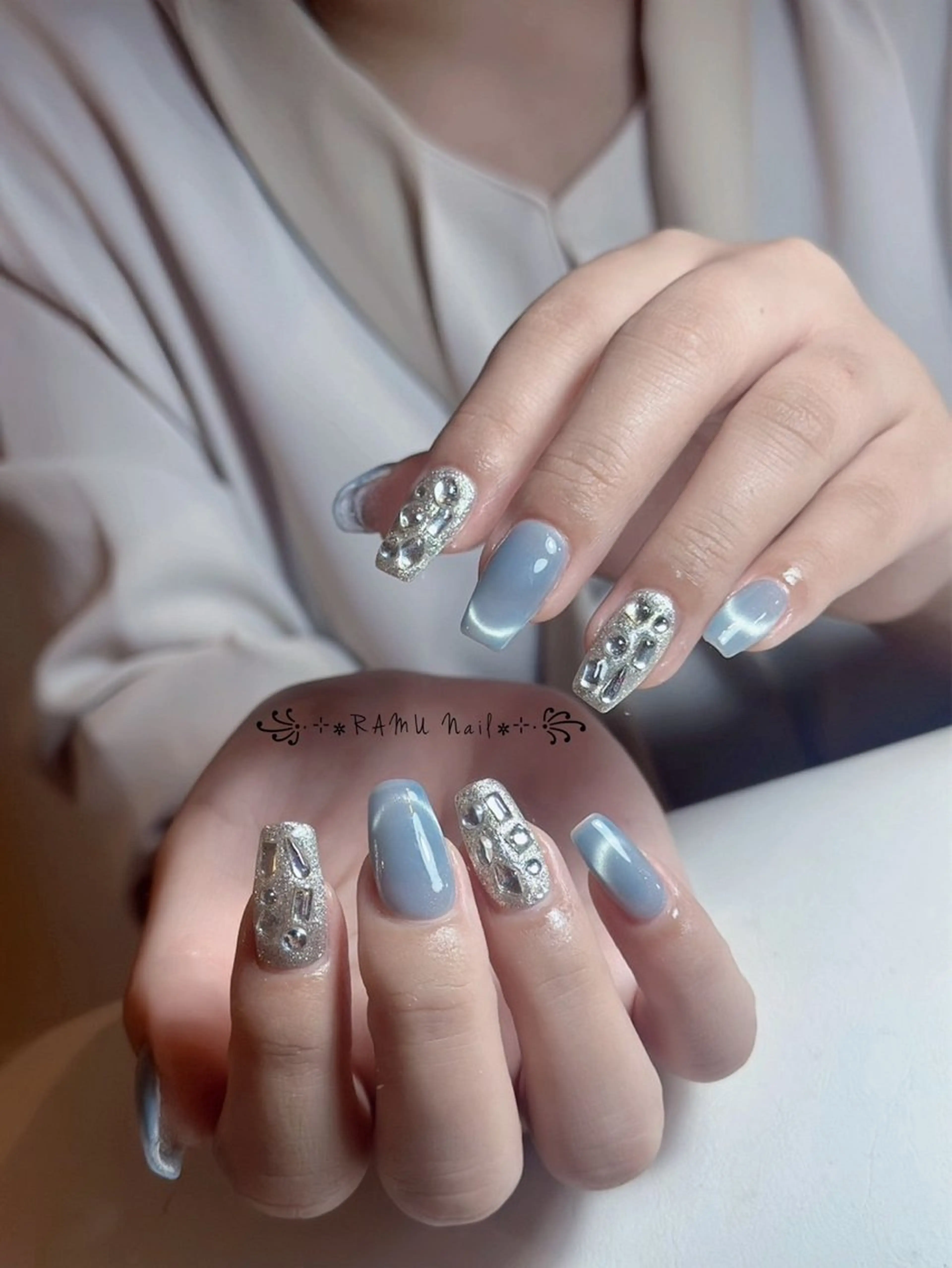 ネイル チークネイル フレンチネイル グラデーション キラキラネイル 韓国ネイル ハンドネイル RAMU_Nail 池袋店のネイルデザイン