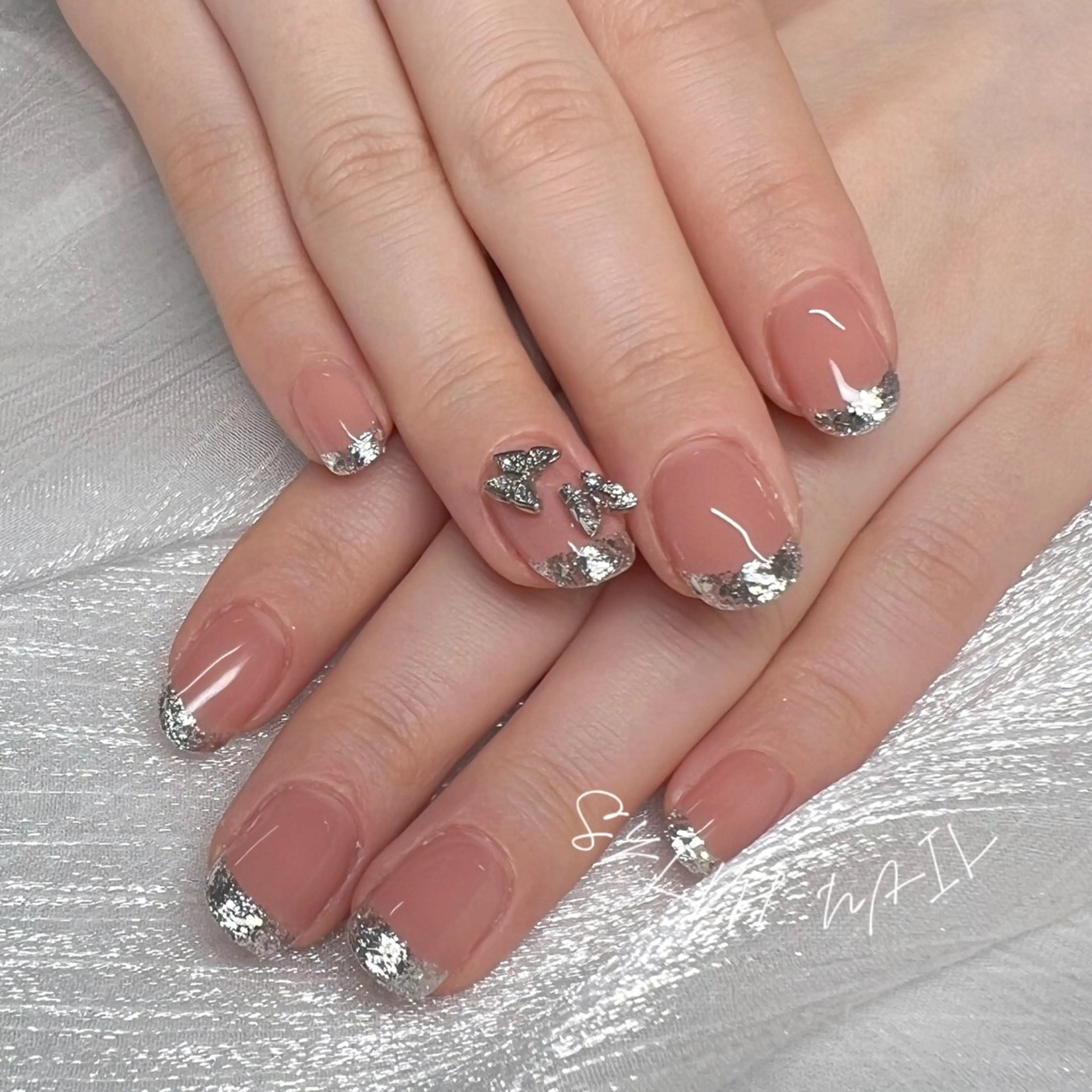 ネイル ハンドネイル Trend Nail シルフのネイルデザイン