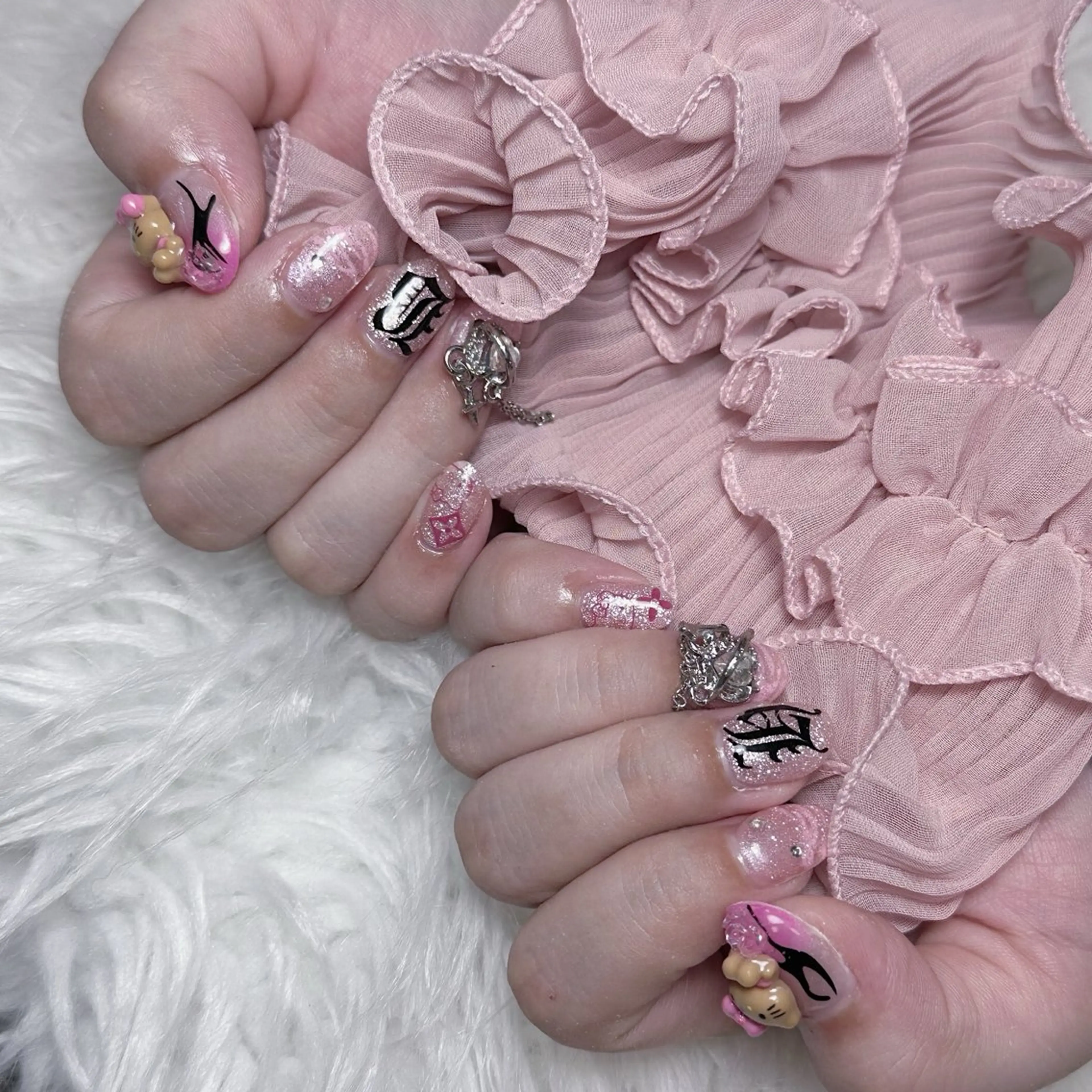 ネイル ハンドネイル Yun nail Jihoのネイルデザイン