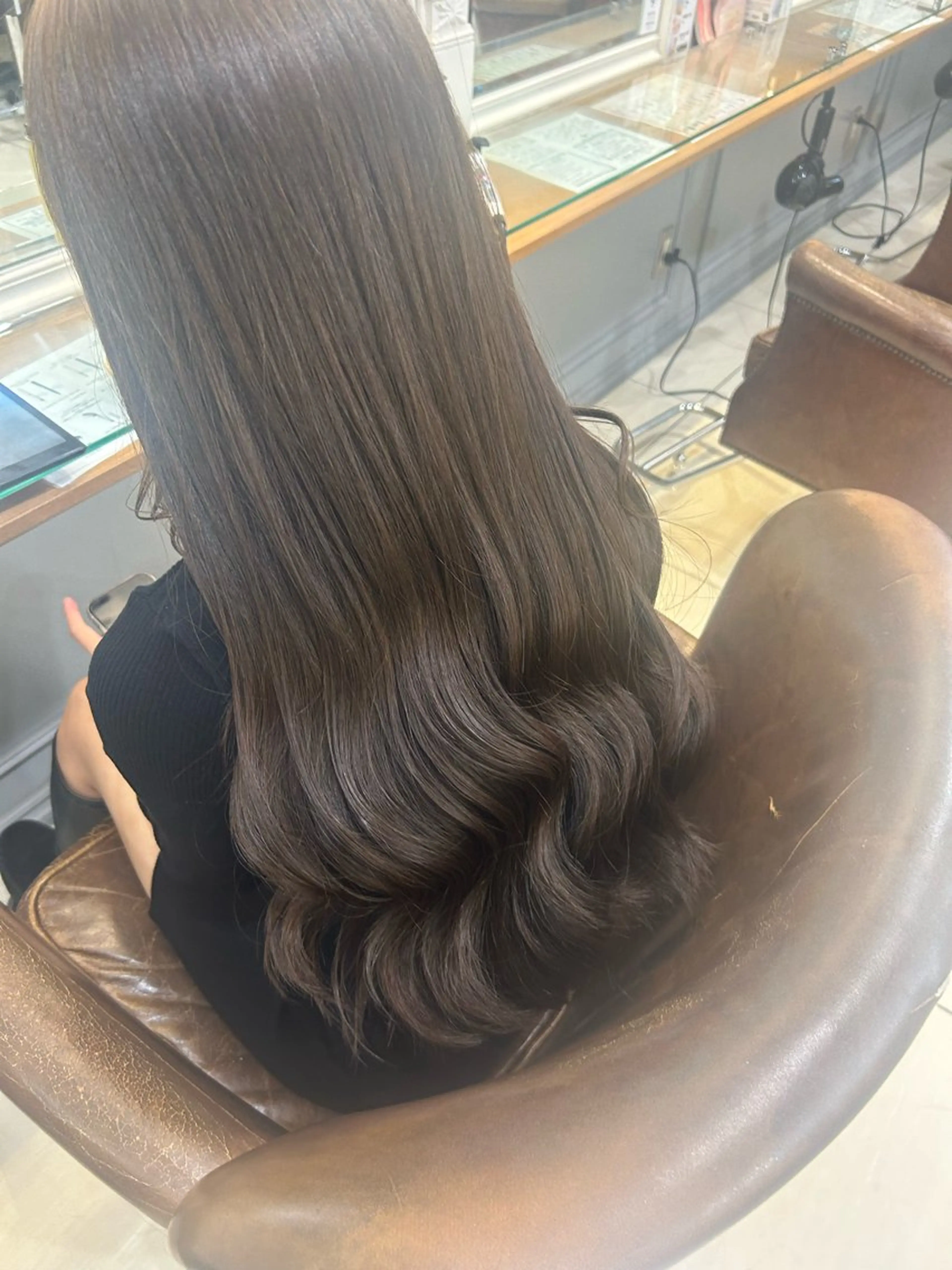 ロング ヘアカラー IRICO たまプラーザ所属・韓国ヘアー🇰🇷 MIWAのヘアスタイル