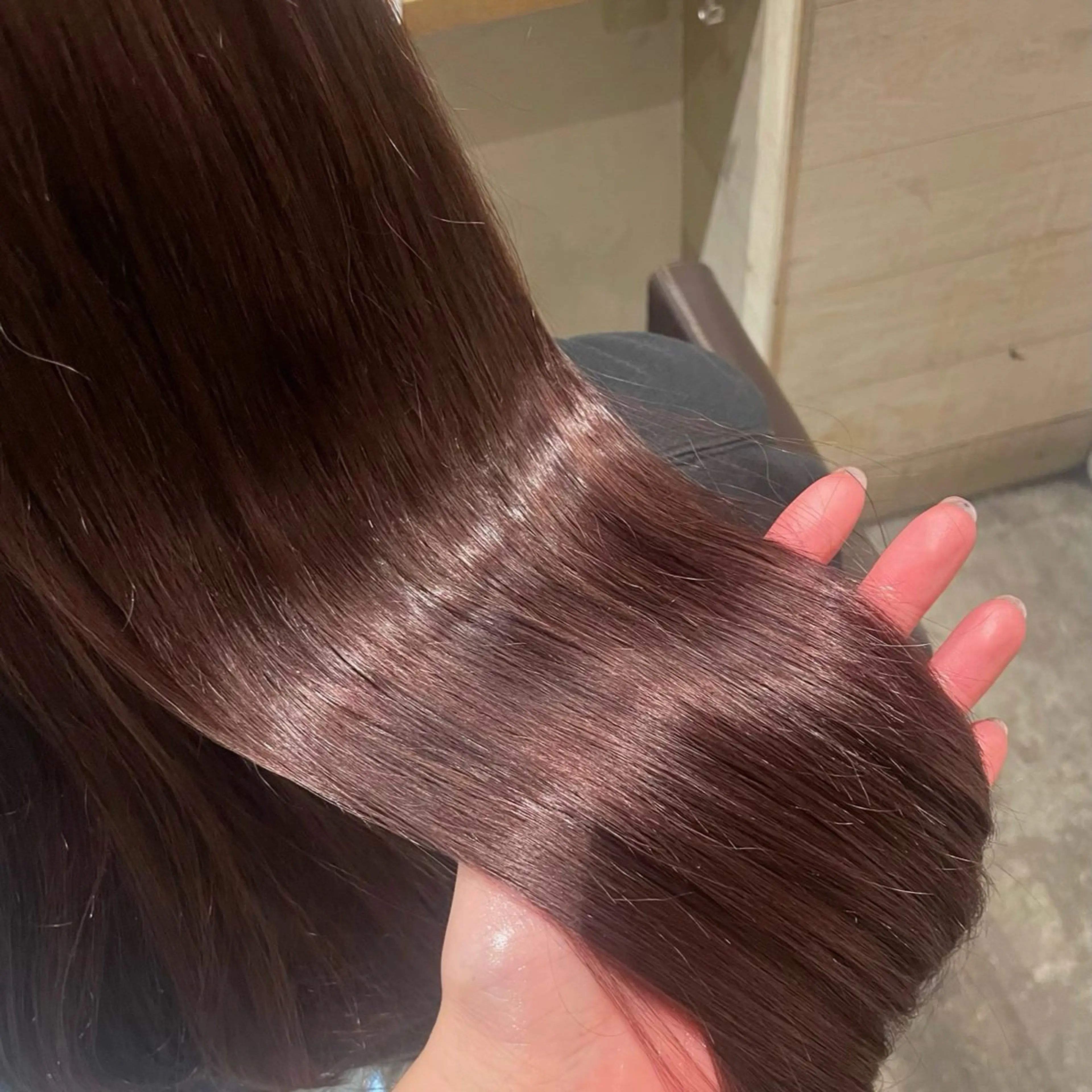 ミディアム カラー ヘアカラー トリートメント 艶カラー🦋髪質改善 🫧MINAMIのヘアスタイル
