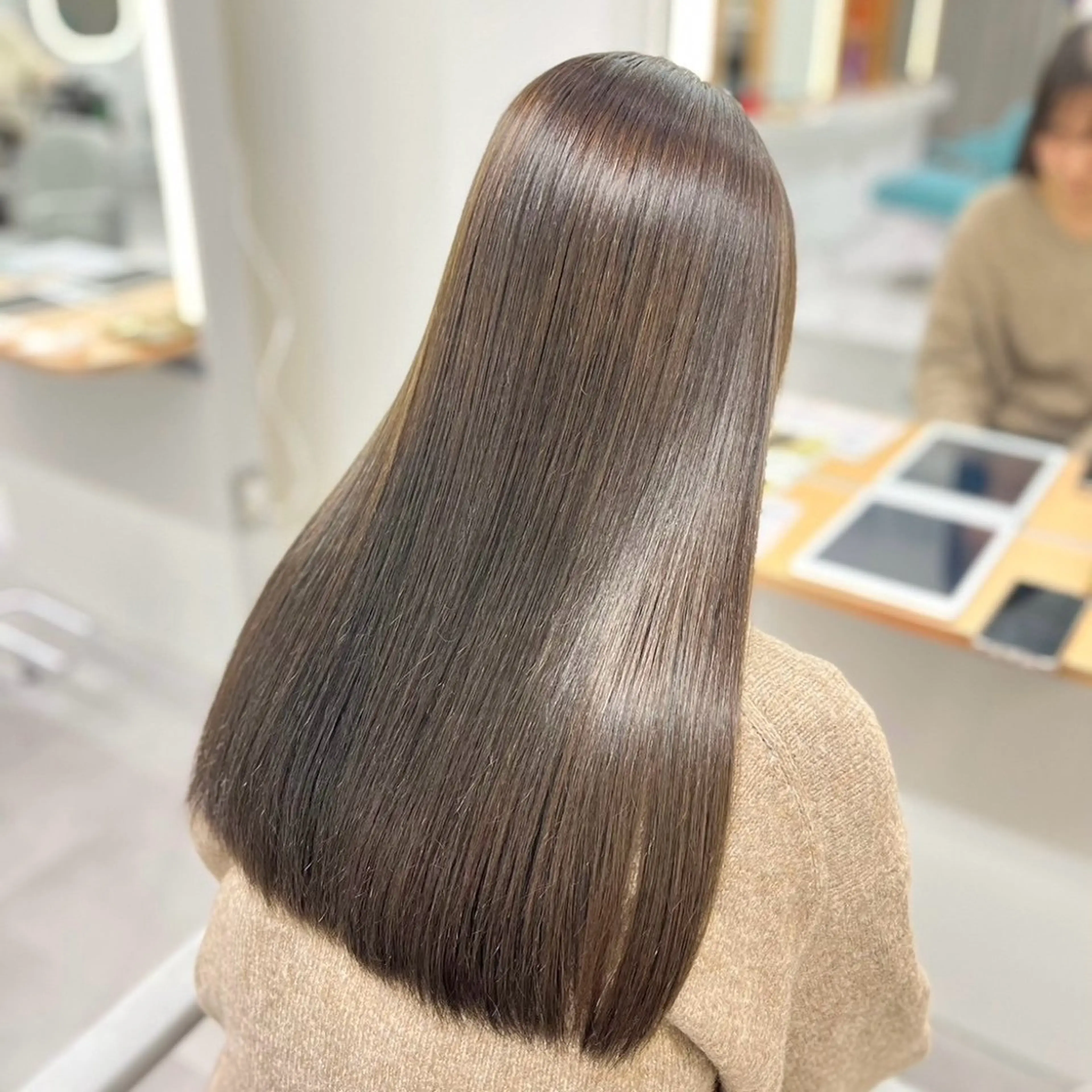 ロング 縮毛矯正 Elsa / yuina💎🫧のヘアスタイル