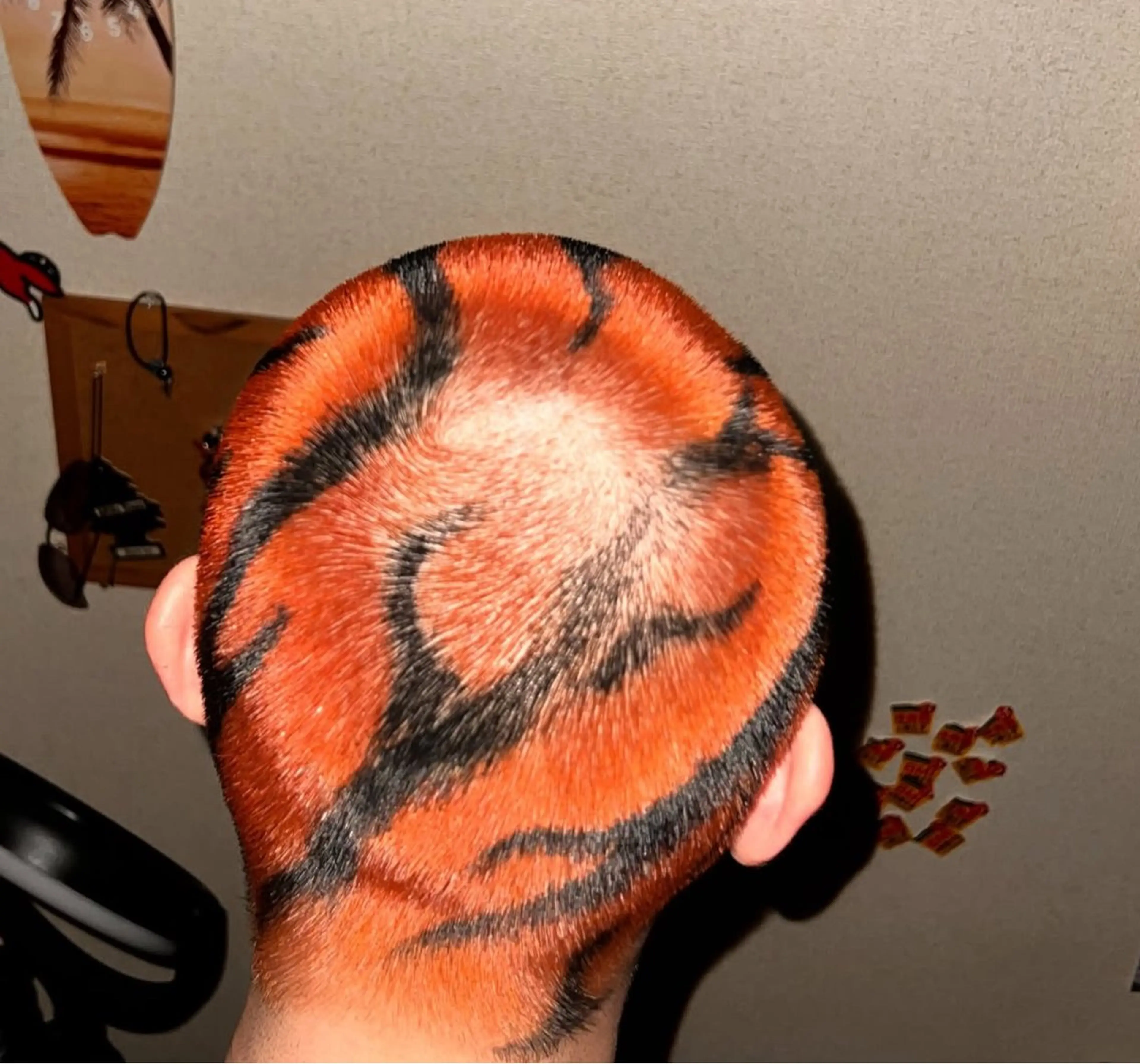 💛💙坊主アート/派手髪/特殊ヘア💚💜の写真