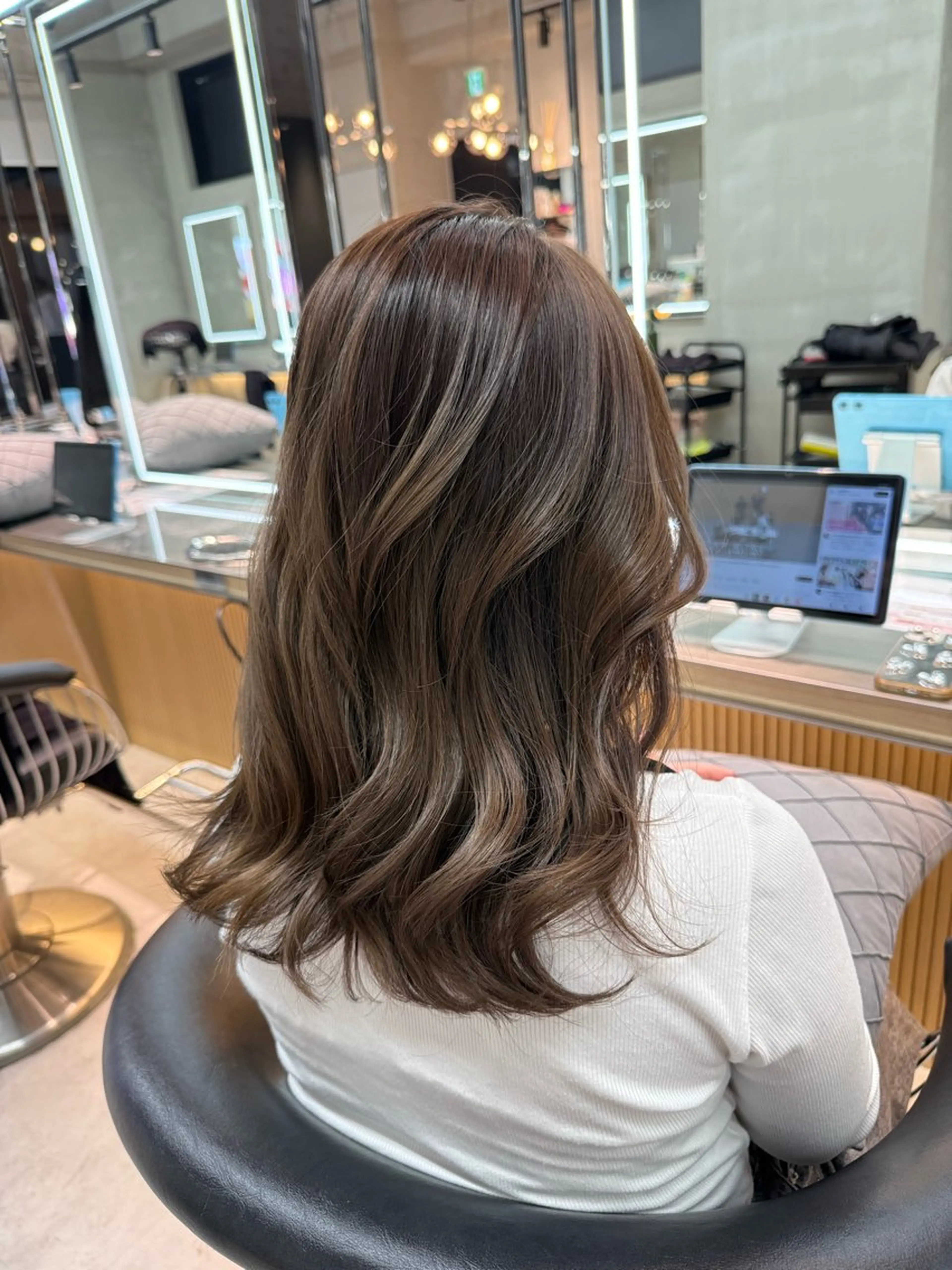 ミディアム カラー ヘアカラー トリートメント NAO 艶カラー🌙* :ﾟのヘアスタイル