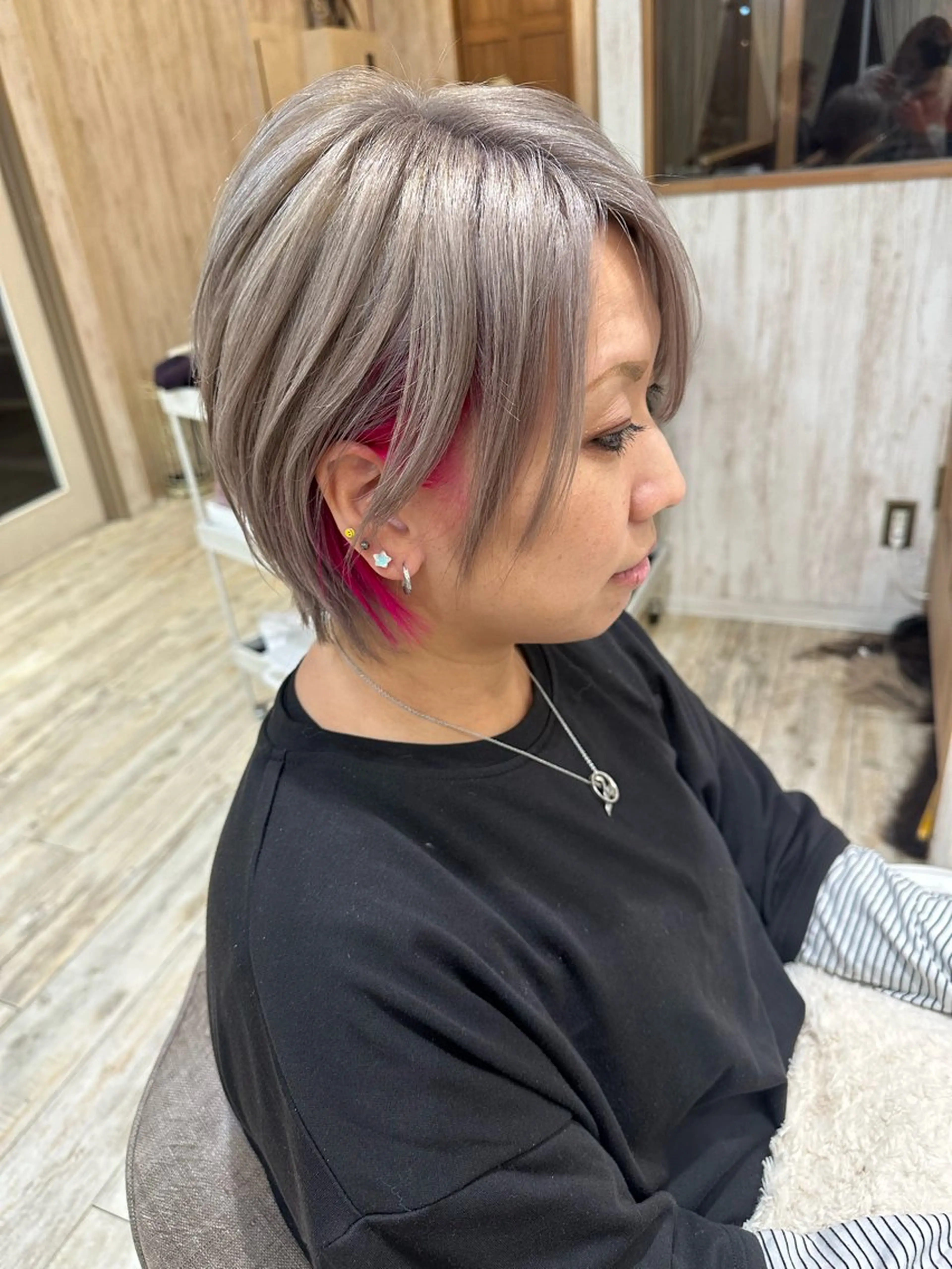 ショート カラー カット ヘアカラー おのだ あやなのヘアスタイル