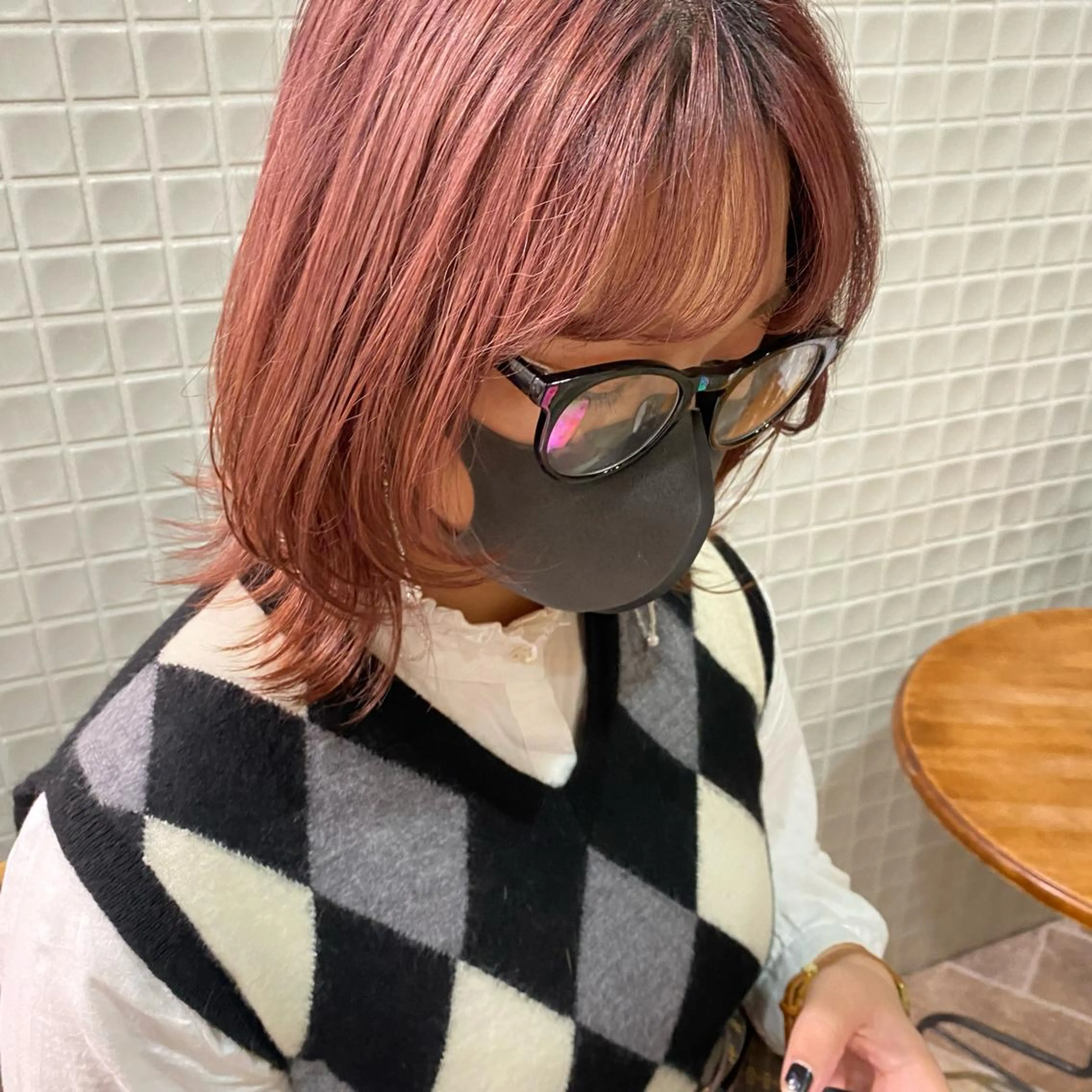 ミディアム カラー 中村 友香のヘアスタイル