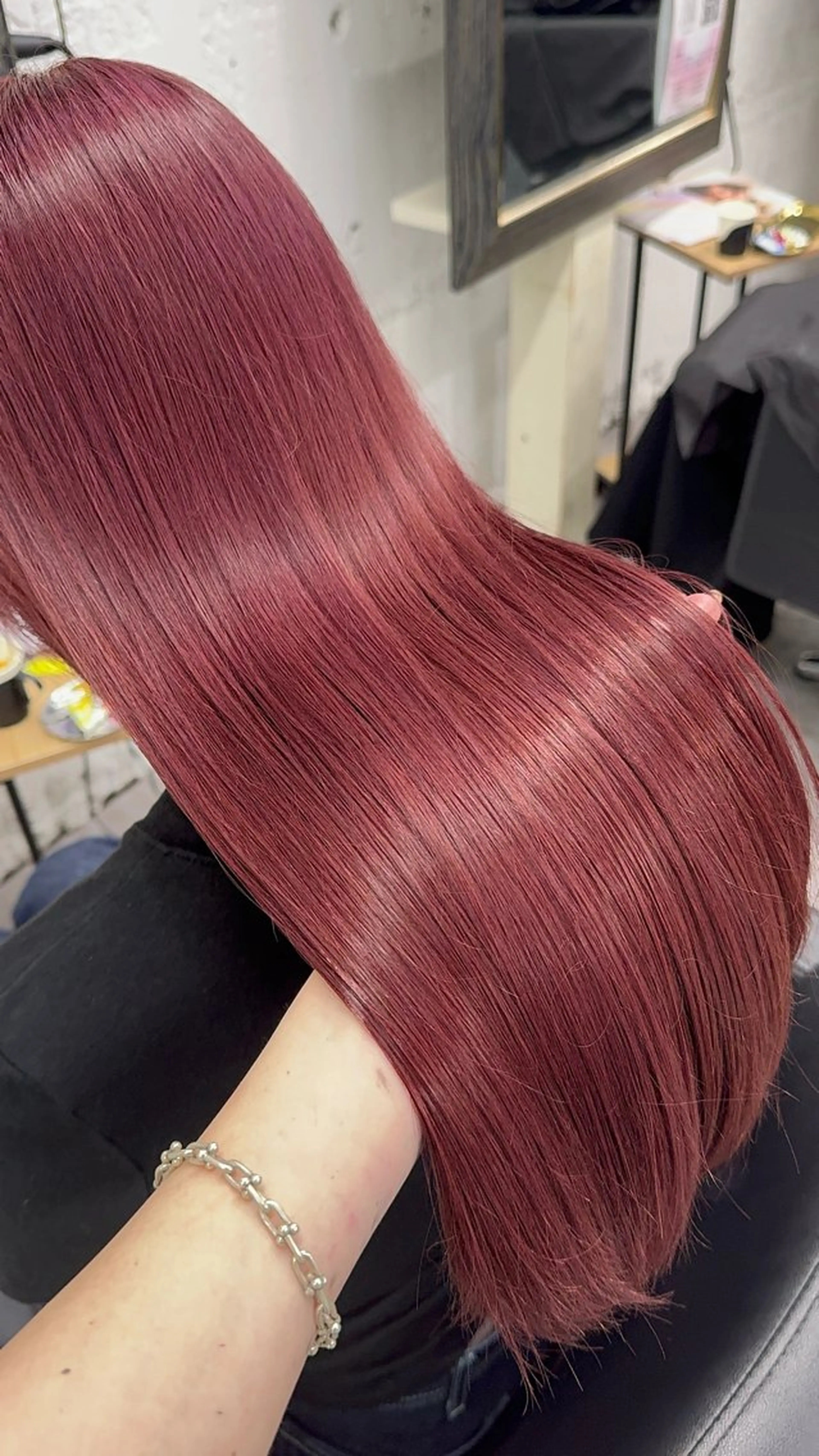 ロング カットカラー🩷 五島桜樫のヘアスタイル