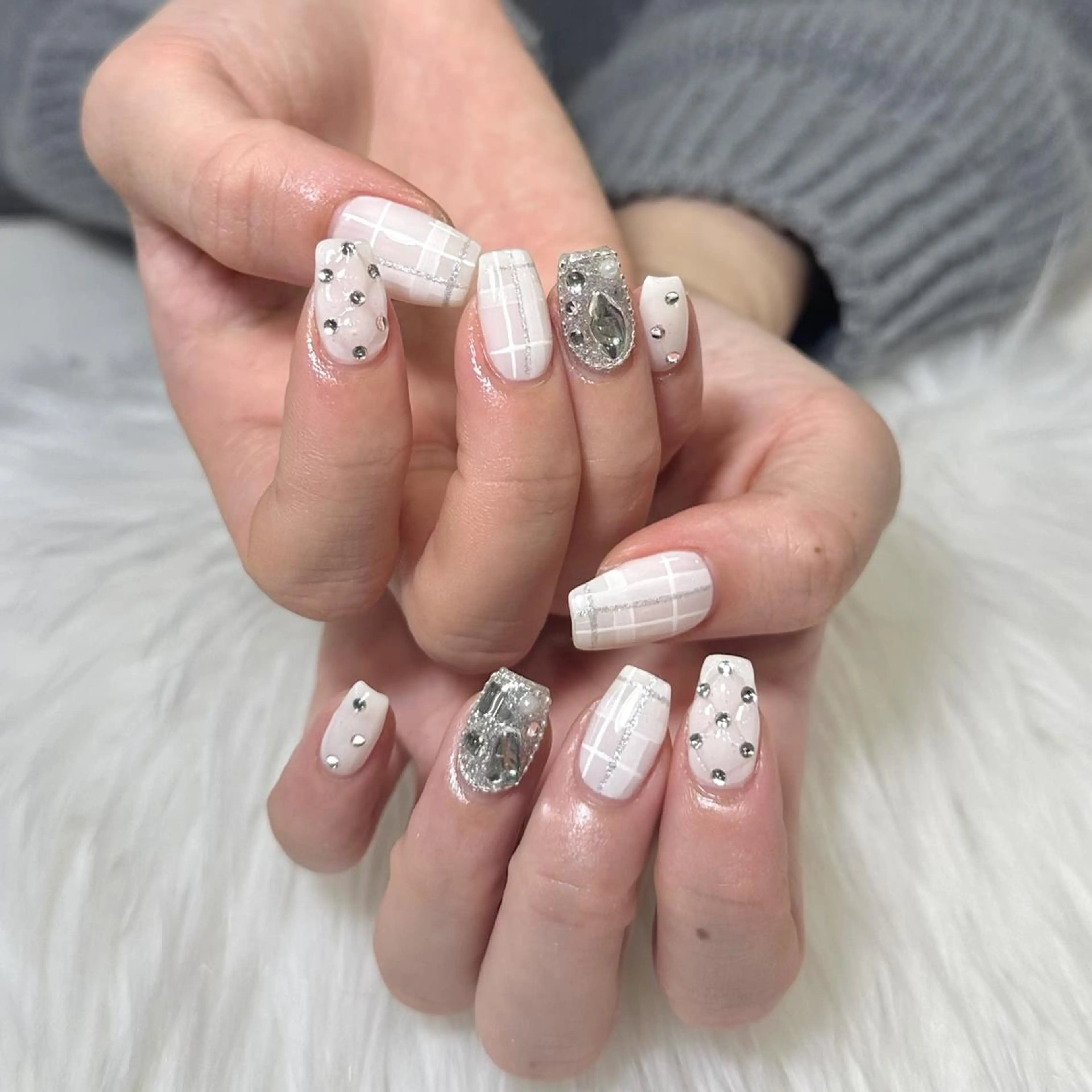 ネイル Azusa🩵 ネイル💅🏻心斎橋のネイルデザイン