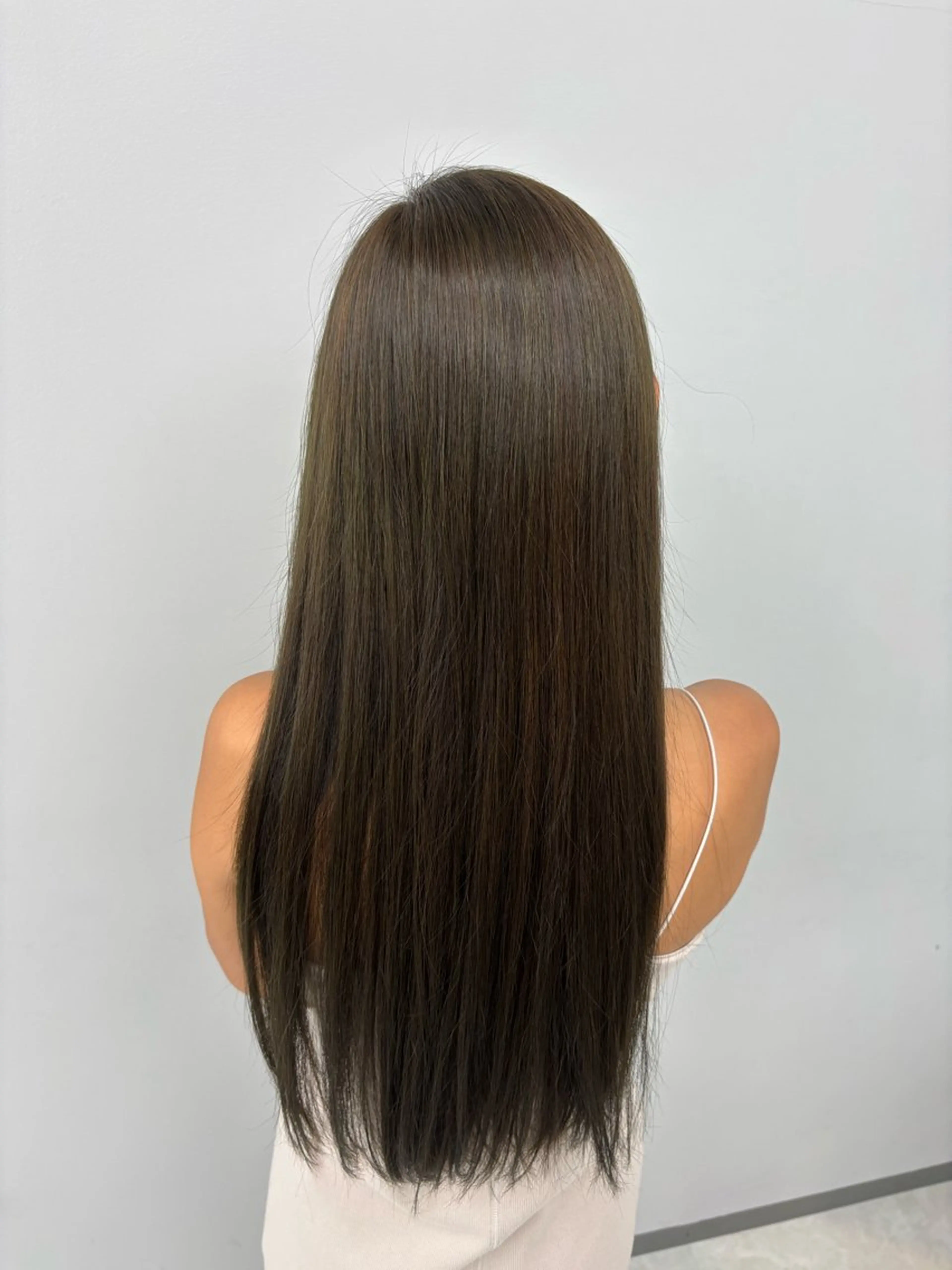 ロング ヒメザキ ユリのヘアスタイル