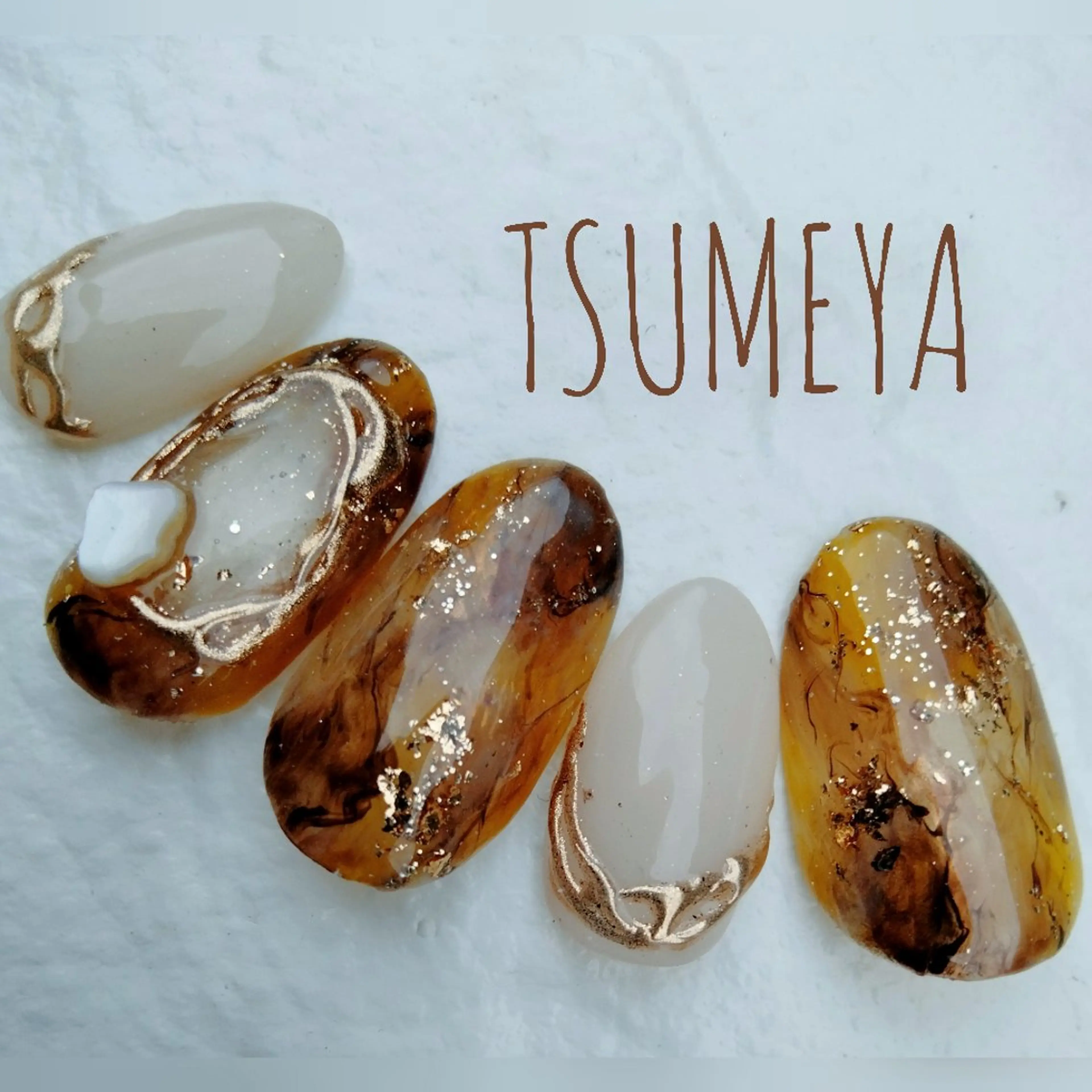 ネイル べっ甲ネイル ブラウン ハンドネイル _TSUMEYA _のネイルデザイン