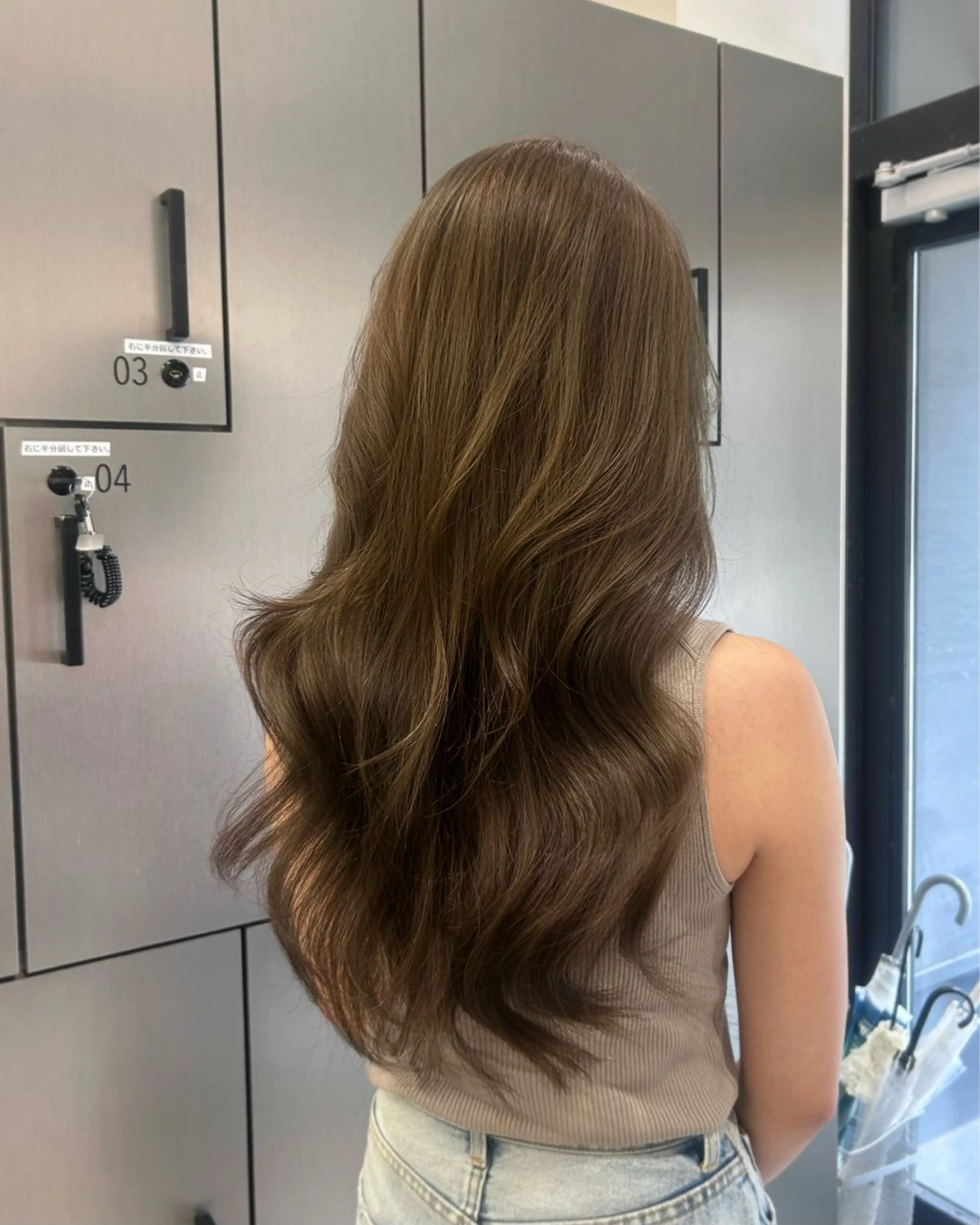 ロング ヘアカラー トリートメント 大人レイヤー/艶髪 🇺🇸TOMONAのヘアスタイル