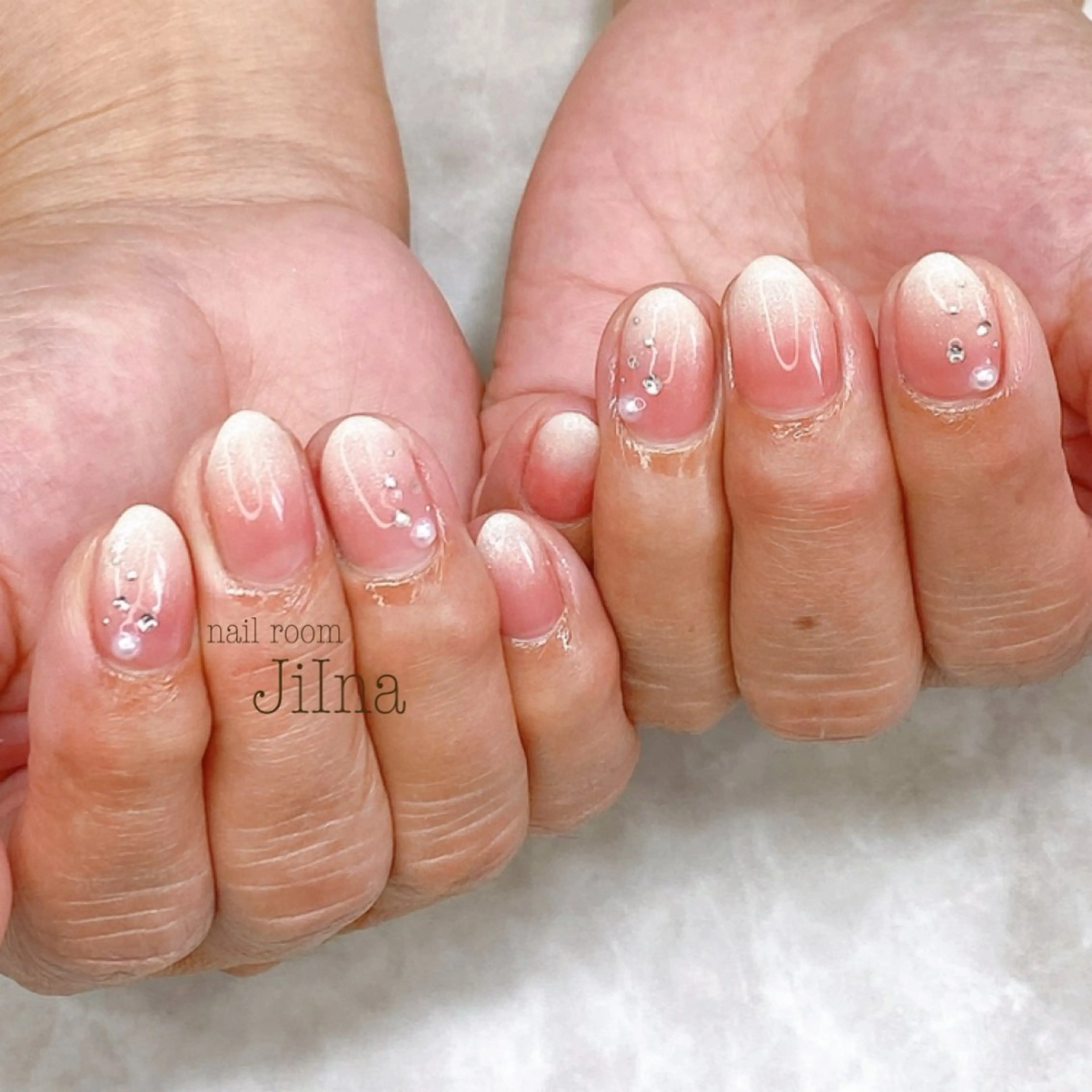 ネイル 持ち込み nail room JiInaのネイルデザイン