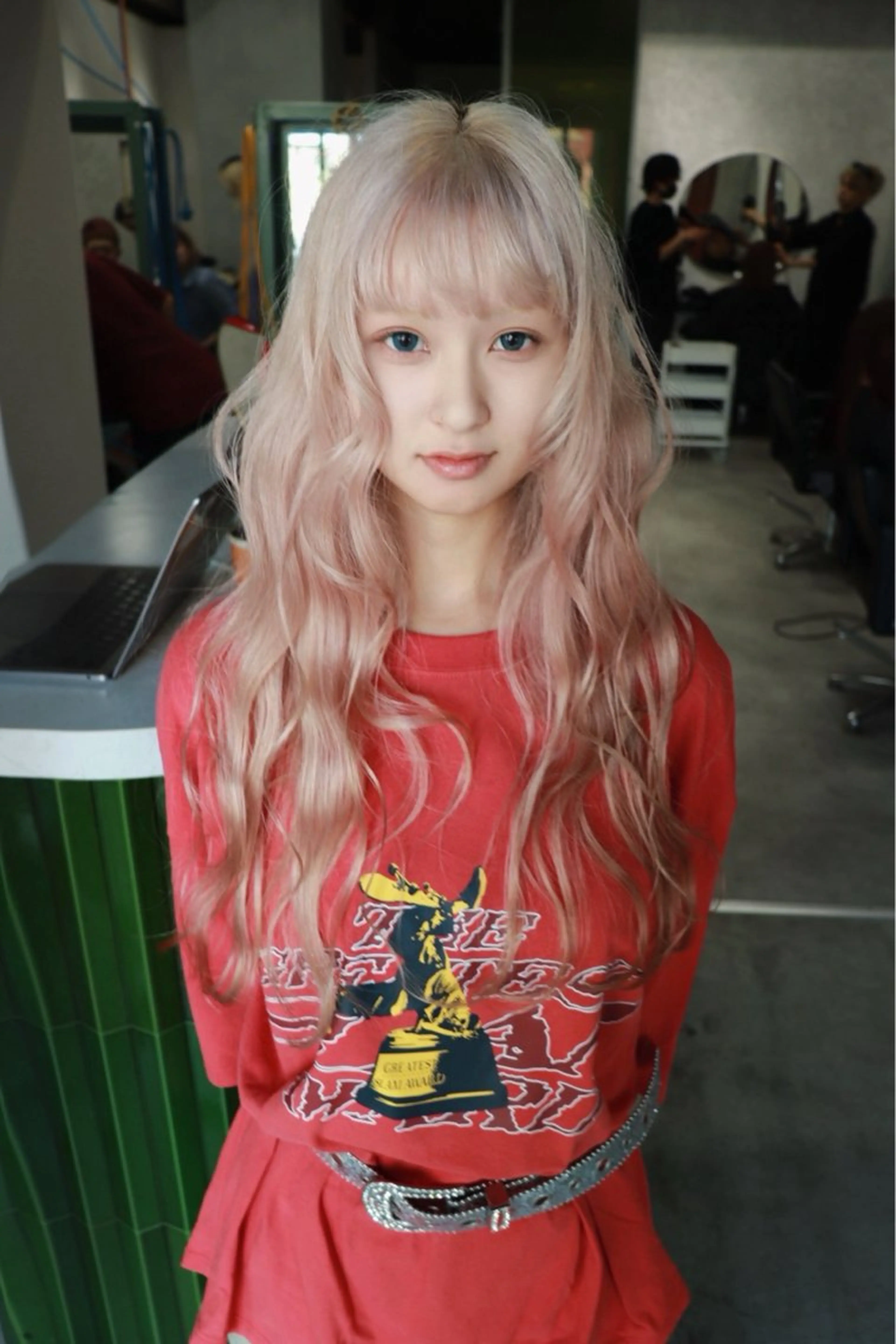 ロング カラー ヘアカラー トリートメント ヘアセット 色落ちまで2度綺麗な ハイトーン⭐️ヨシキのヘアスタイル