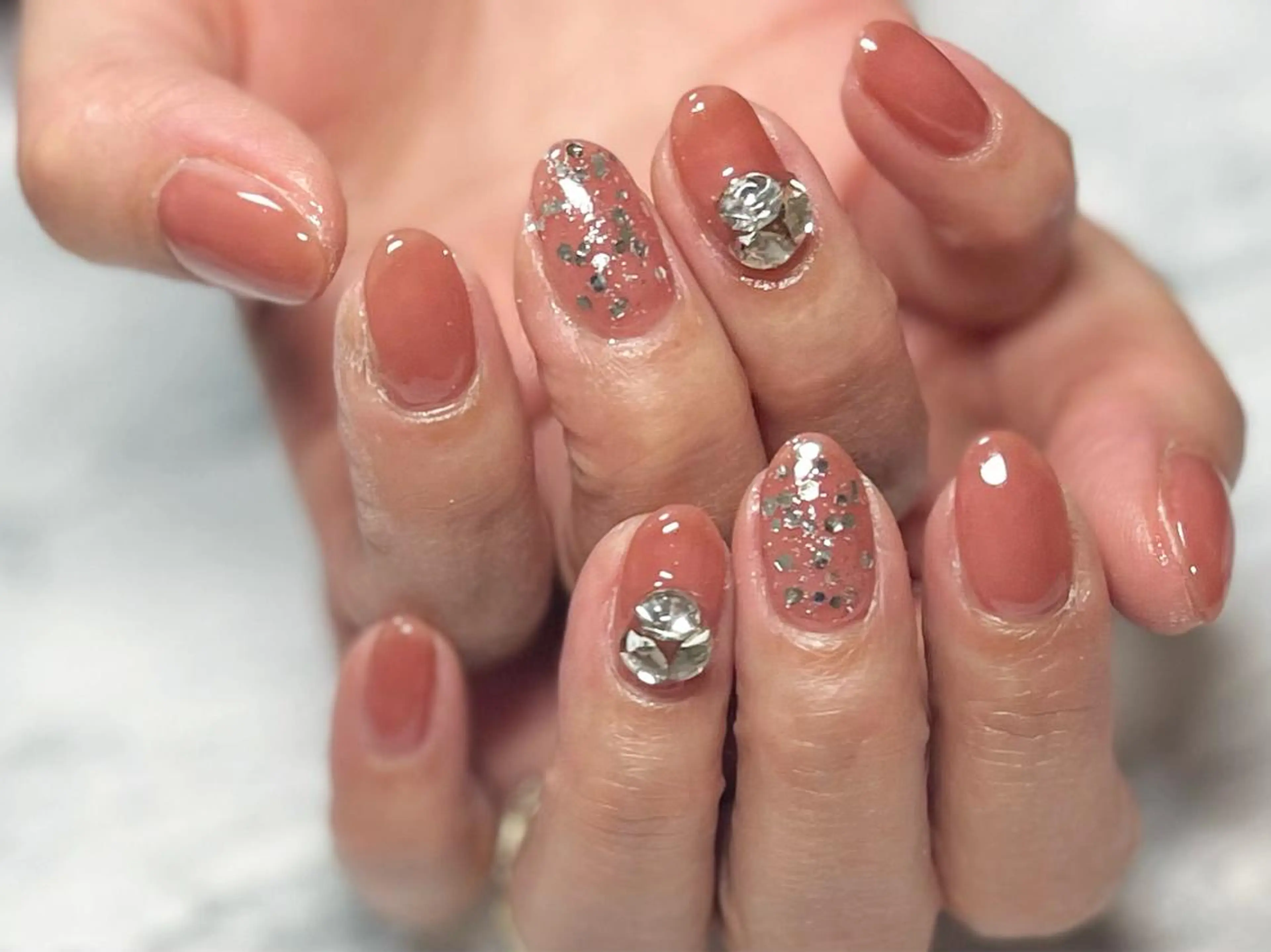ネイル フットネイル ニュアンスネイル オレンジ シンプルネイル 春ネイル ネイル フフラ所属・nail fufla ♡yamane♡のネイルデザイン