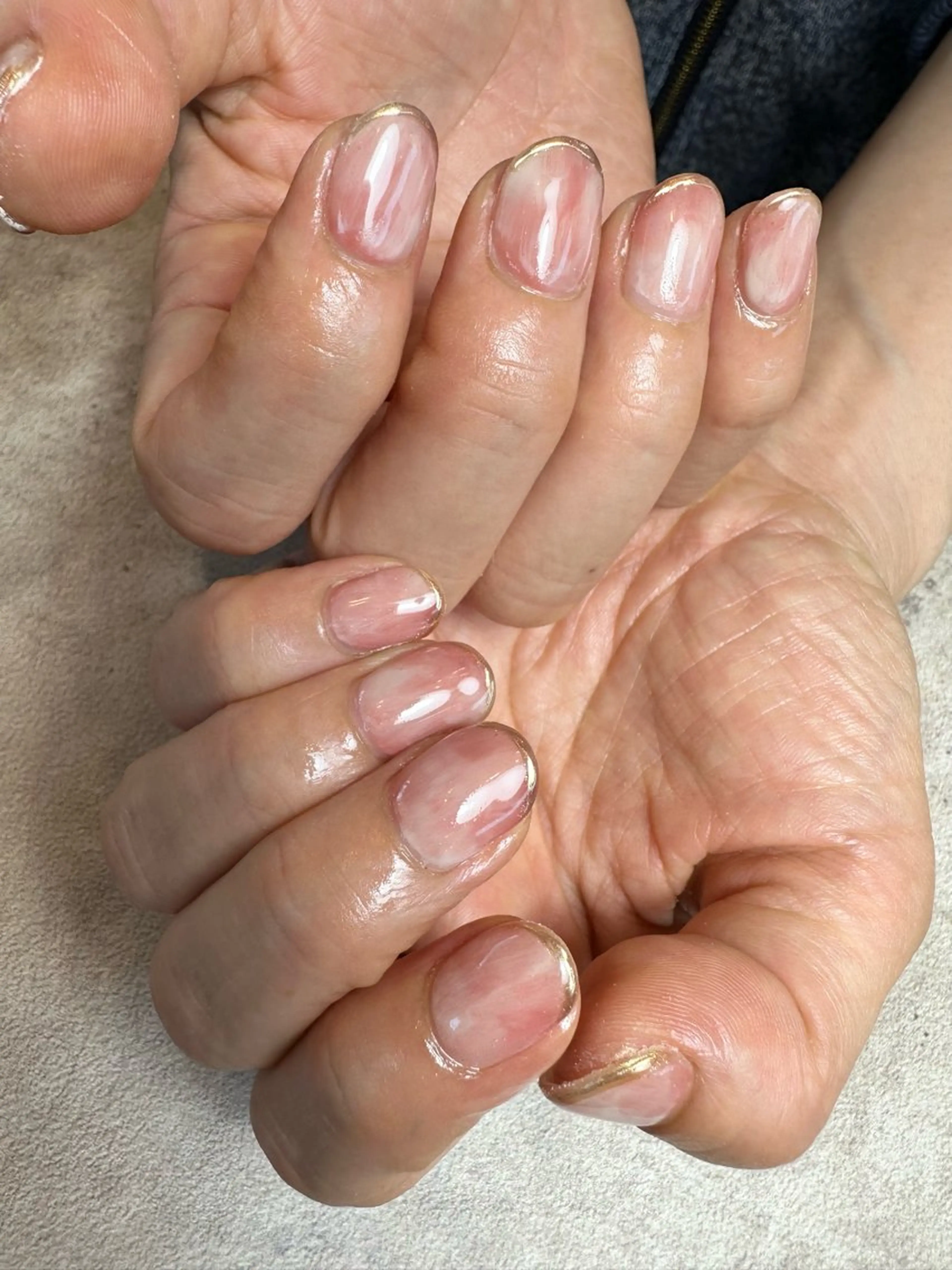 ネイル アートネイル フレンチネイル ミラーネイル nailroom Anmie.のネイルデザイン