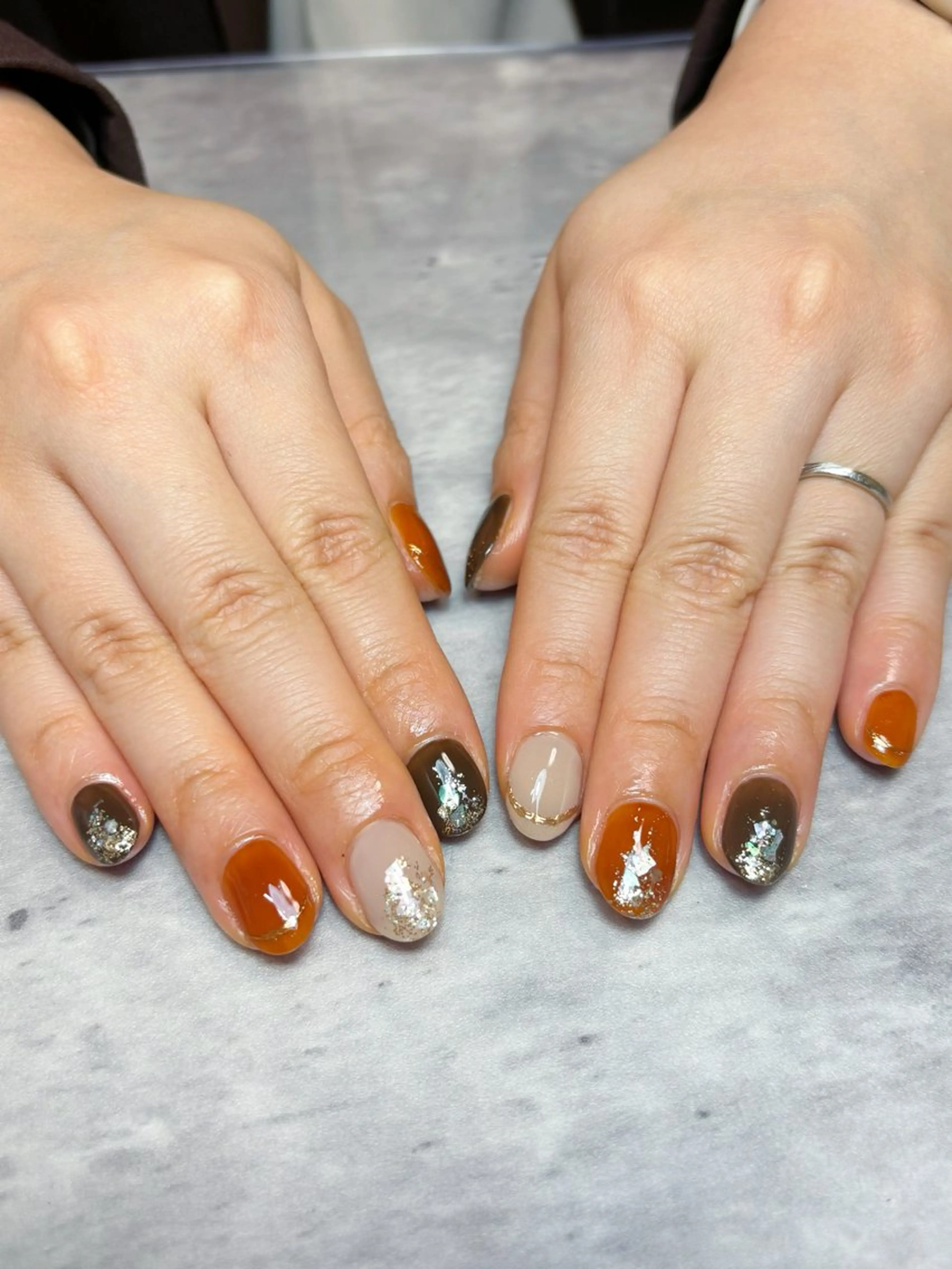 ネイル ブラウン ニュアンスネイル ハンドネイル nail salon epeのネイルデザイン