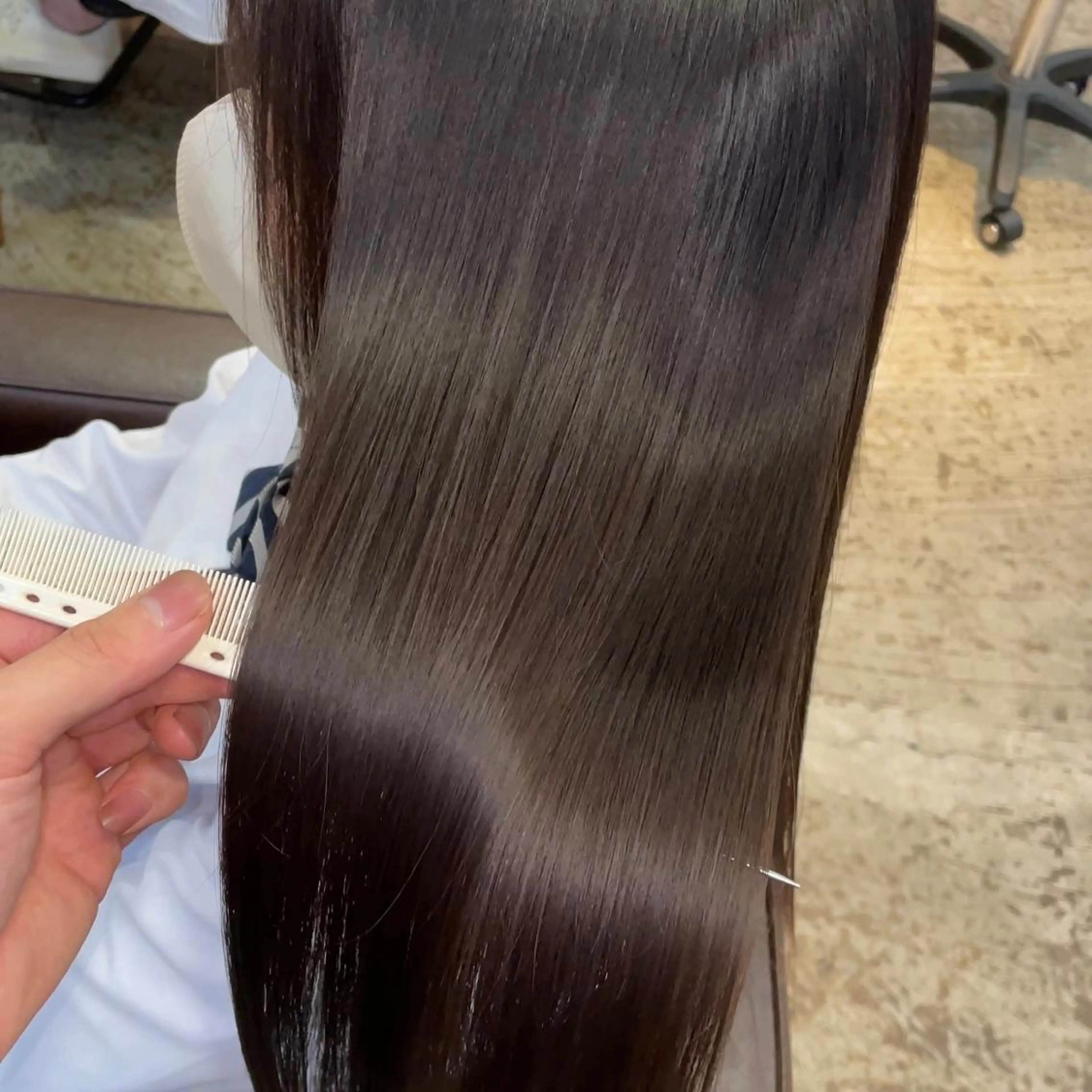 ミディアム カット ヘアカラー 縮毛矯正 トリートメント 縮毛矯正×韓国ヘア 🇰🇷小笠原のヘアスタイル