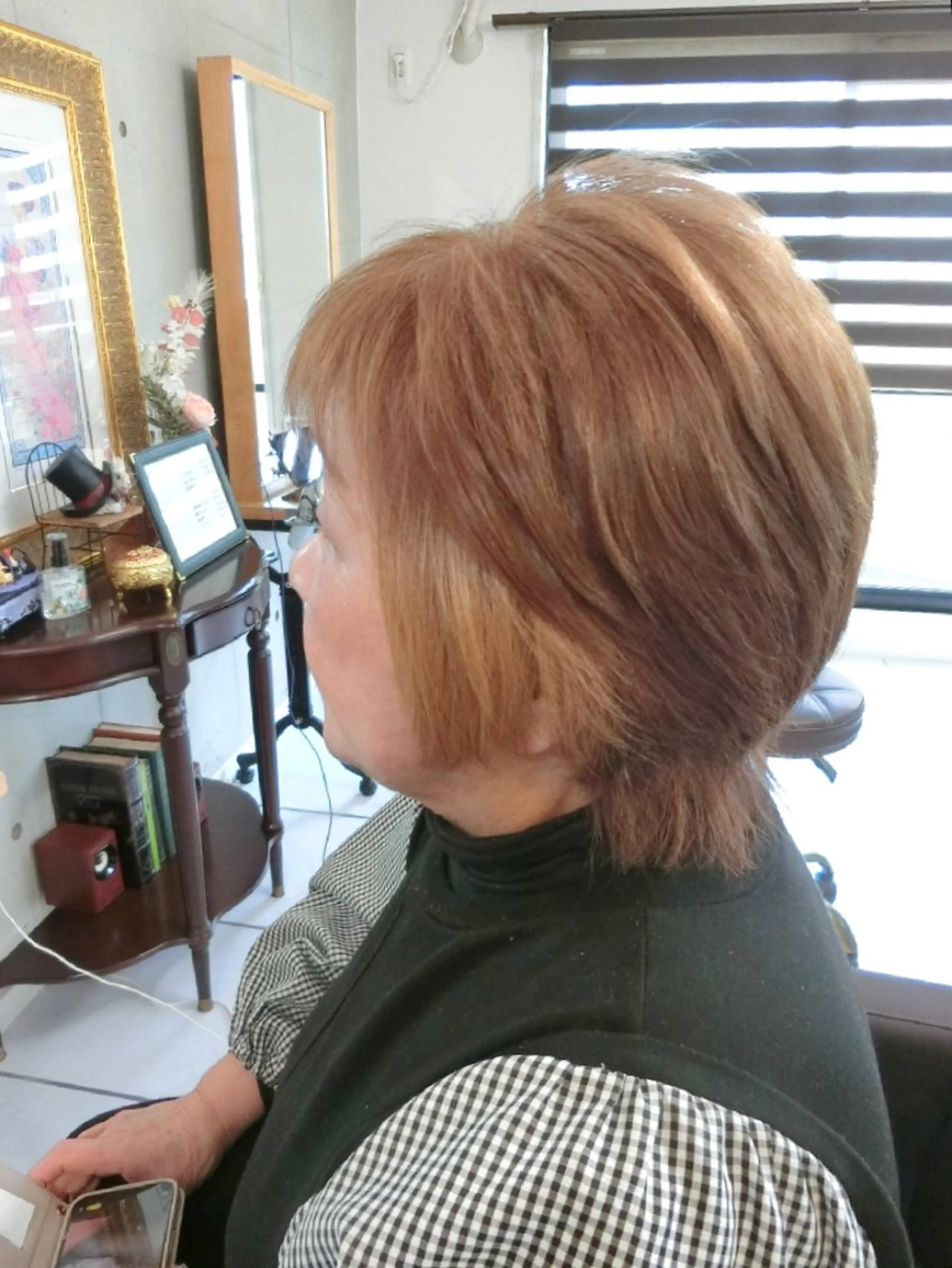 ショート カラー ヘアカラー ma cherie 三浦直美のヘアスタイル