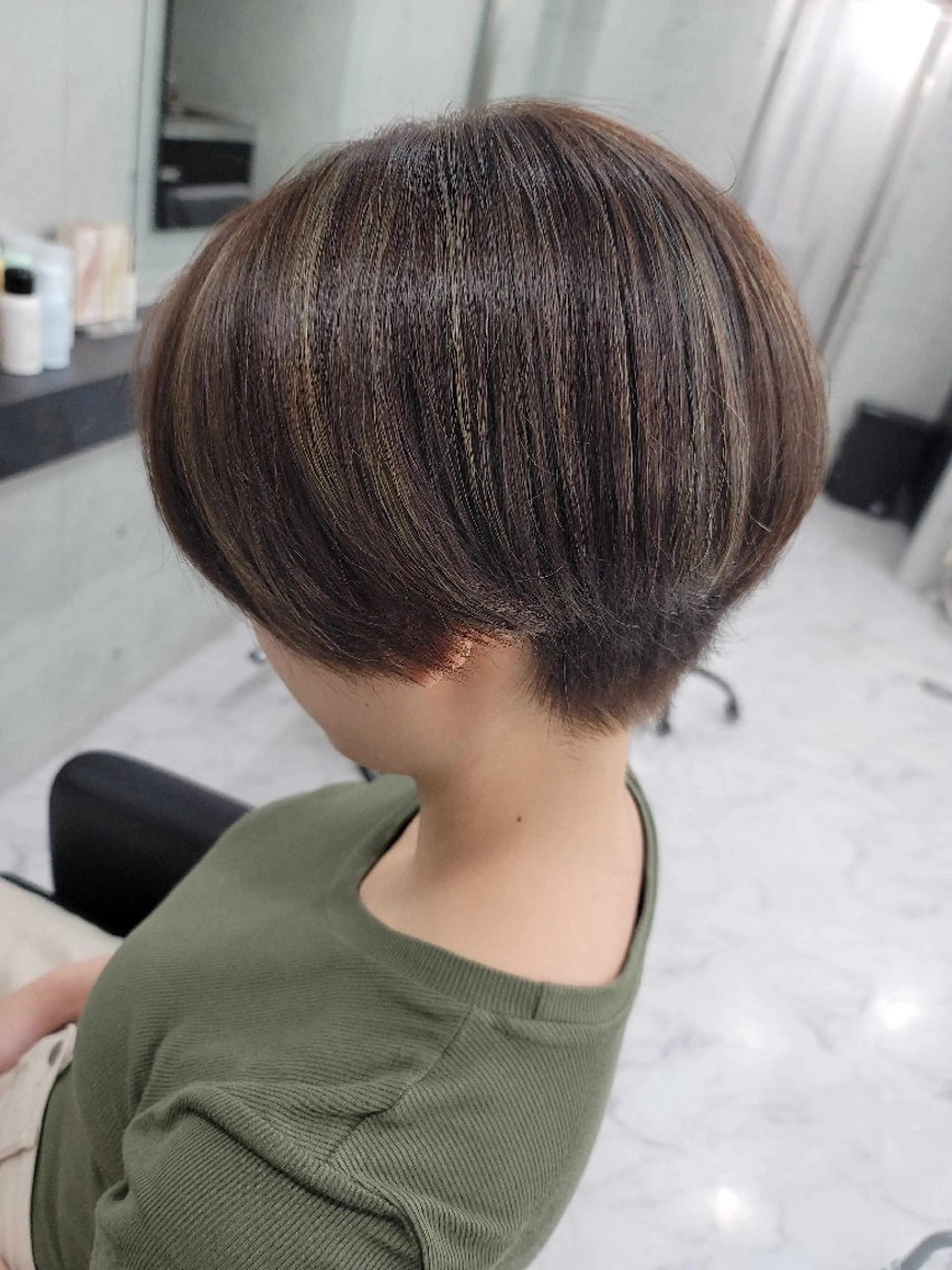 ショート カラー ヘアカラー ❇️安達 優心❇️ 髪質改善/艶髪特化のヘアスタイル