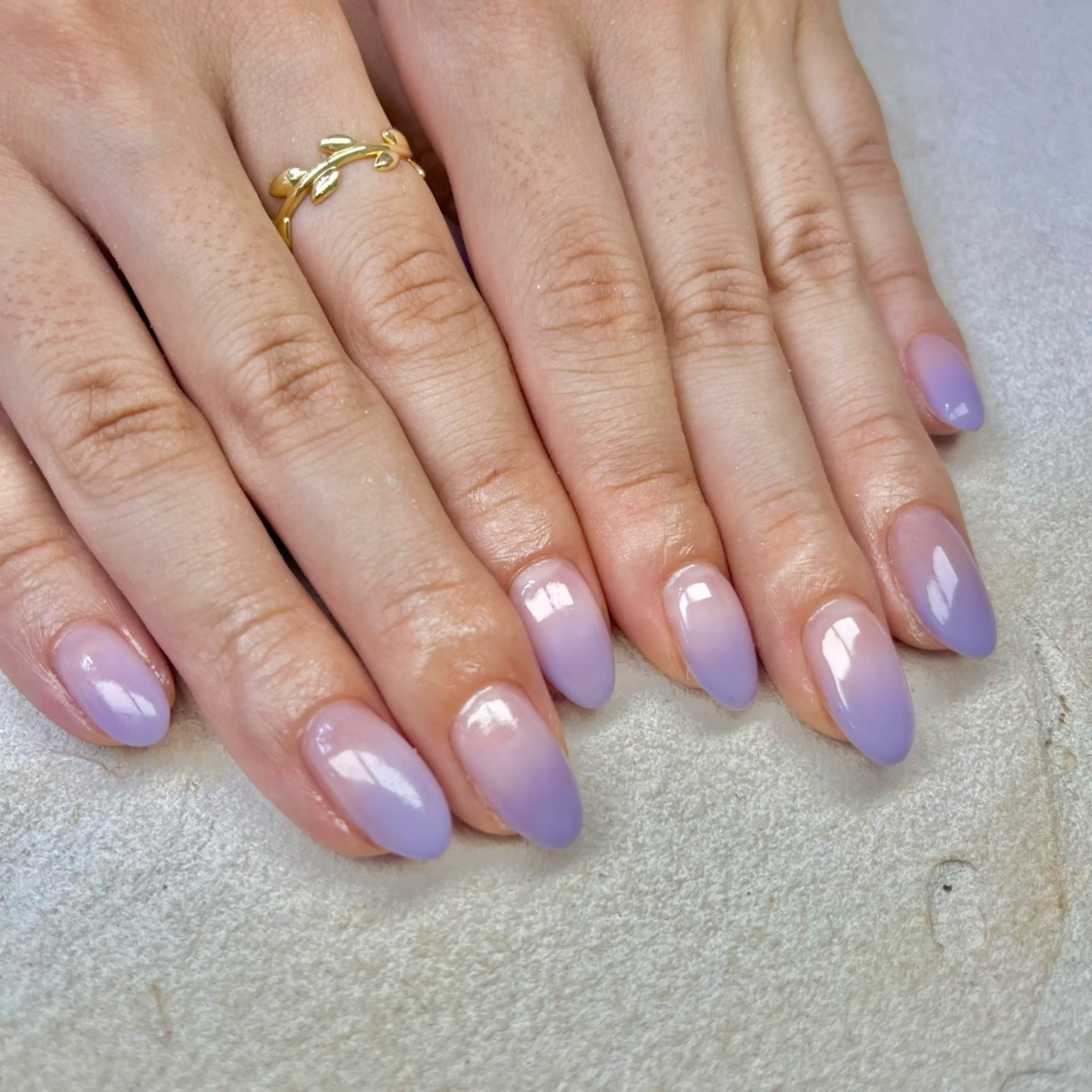 ネイル グラデーション ハンドネイル bianca TORII🌞のネイルデザイン
