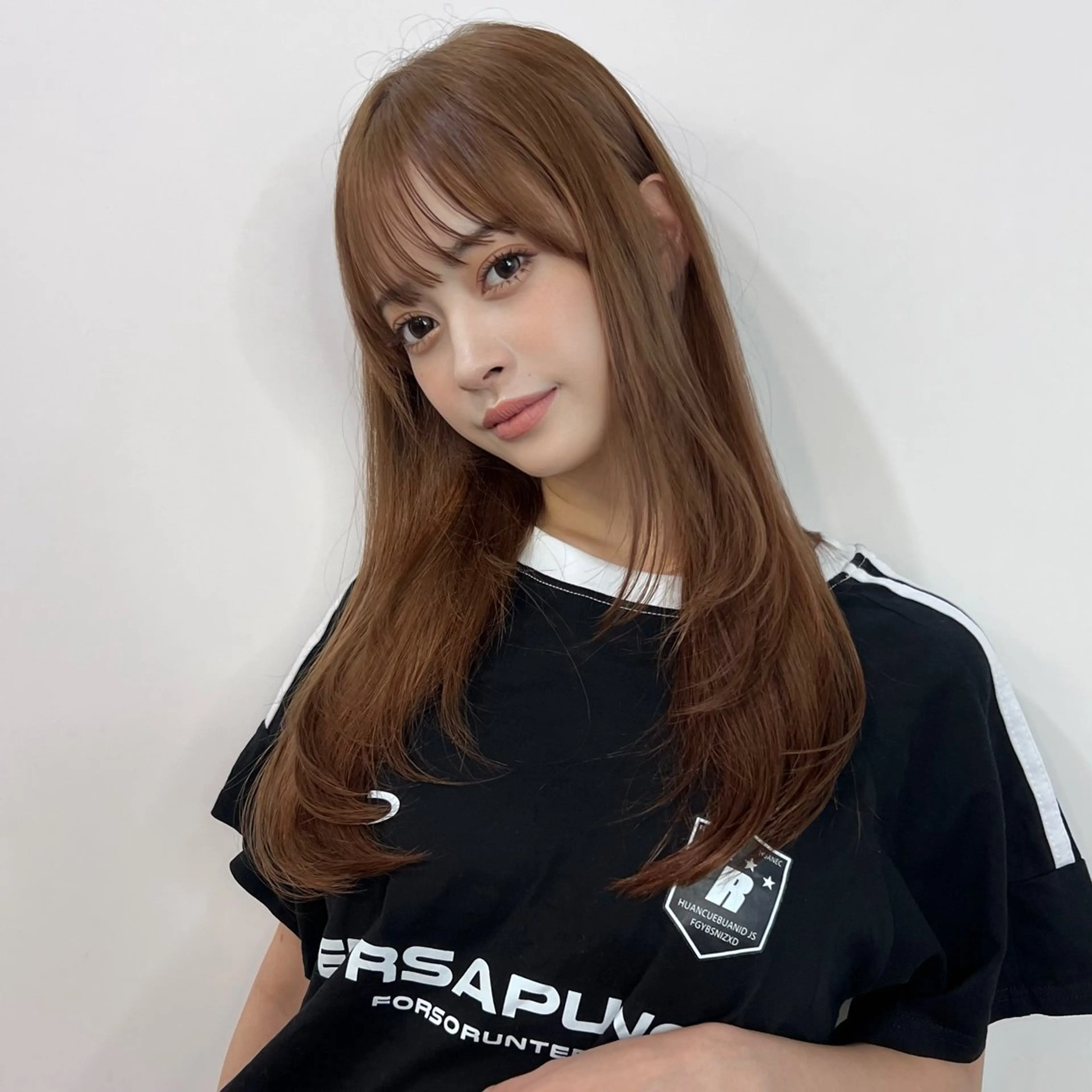 ロング カラー ハイトーンカラー レイヤーカット カット ヘアカラー トリートメント 透明感×髪質改善🧸 韓国ヘア　武田涼のヘアスタイル