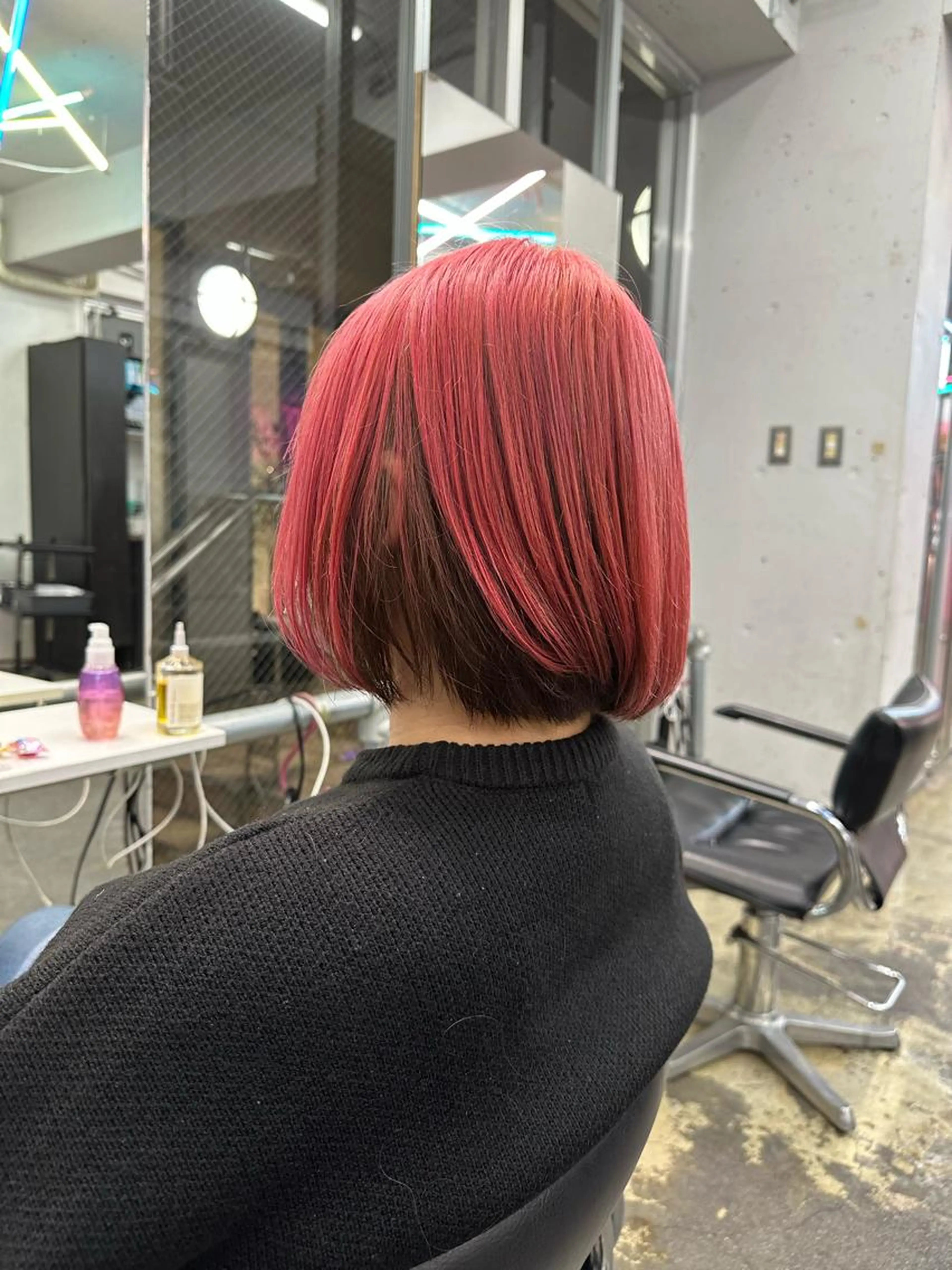 🌈オシャレハイトーン🌈インナーカラー＋トリートメント(ブリーチ込み）の写真