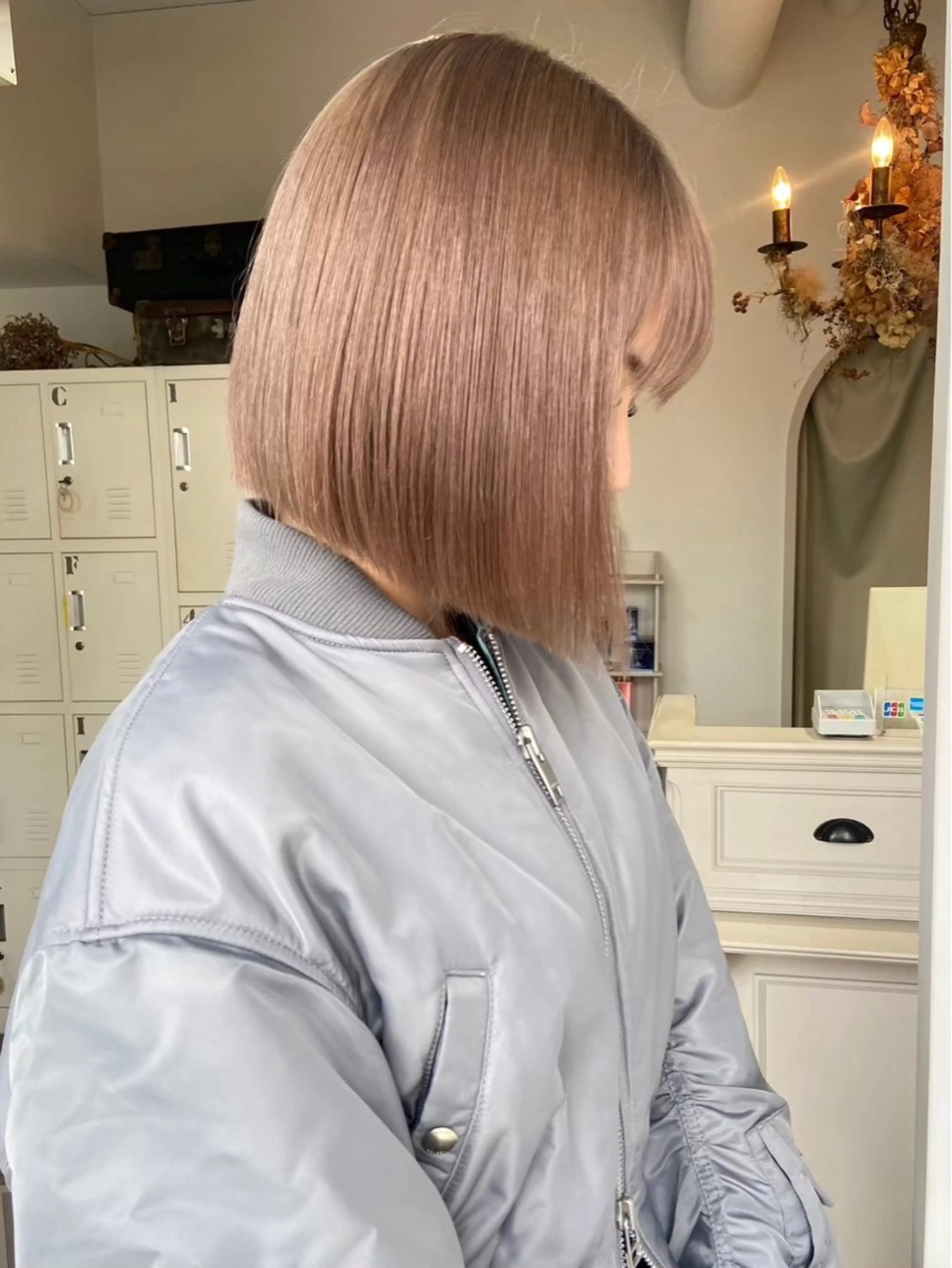 ショート カラー REBECCA所属・坂下 光輝のヘアスタイル
