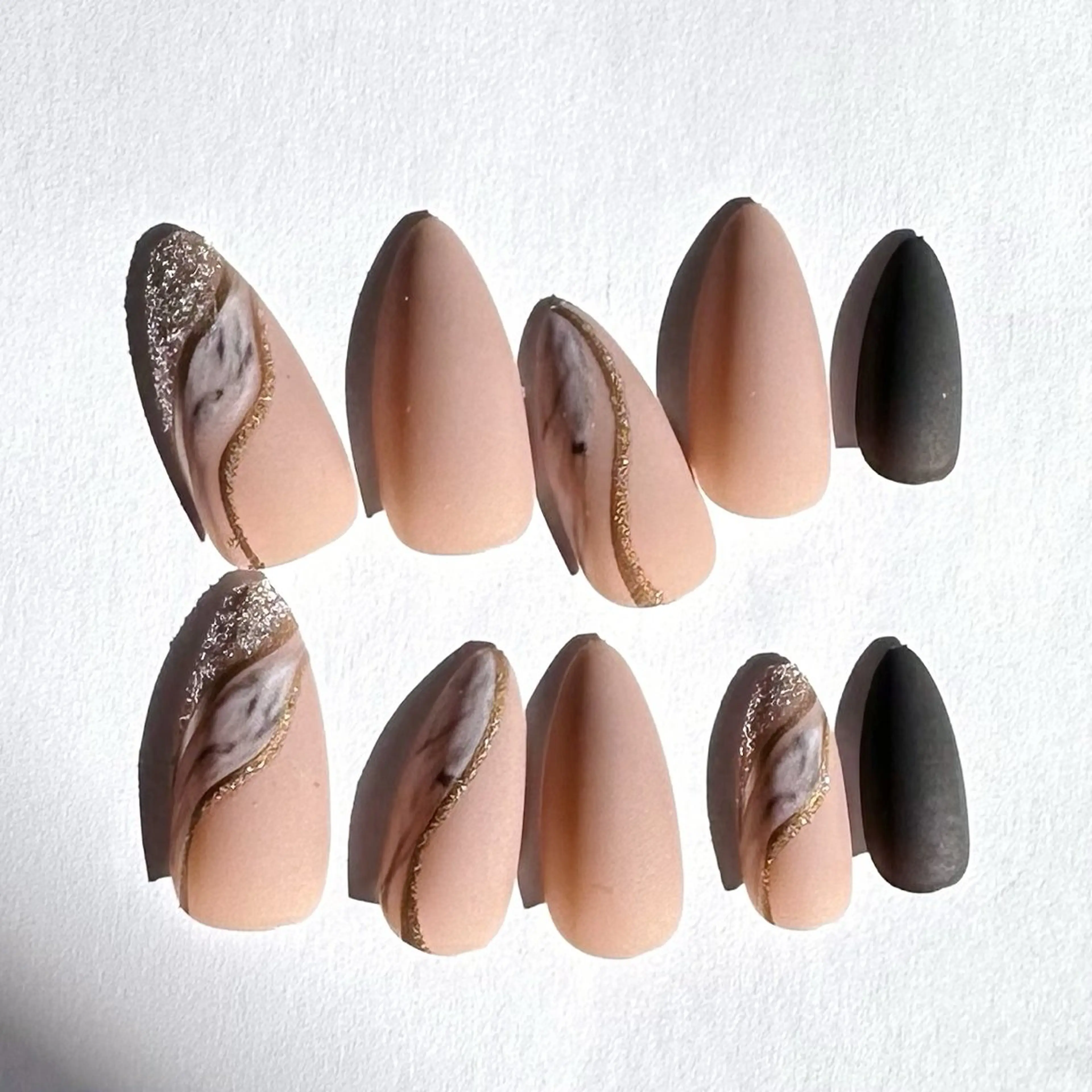 ネイル M&K　上田店所属・M&K 上田店の眉毛・アイブロウイメージ